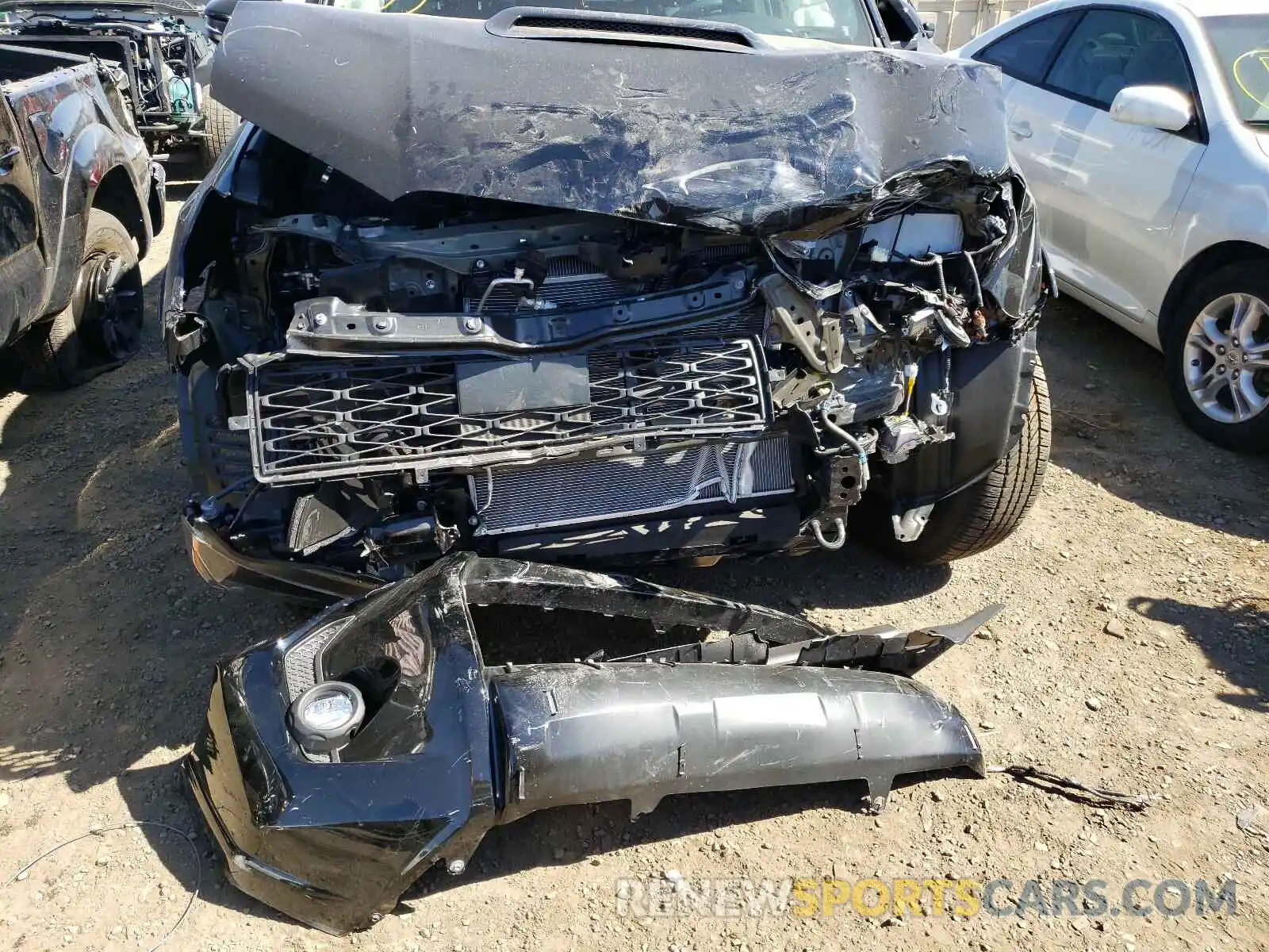 9 Photograph of a damaged car JTERU5JR7M5902767 TOYOTA 4RUNNER 2021