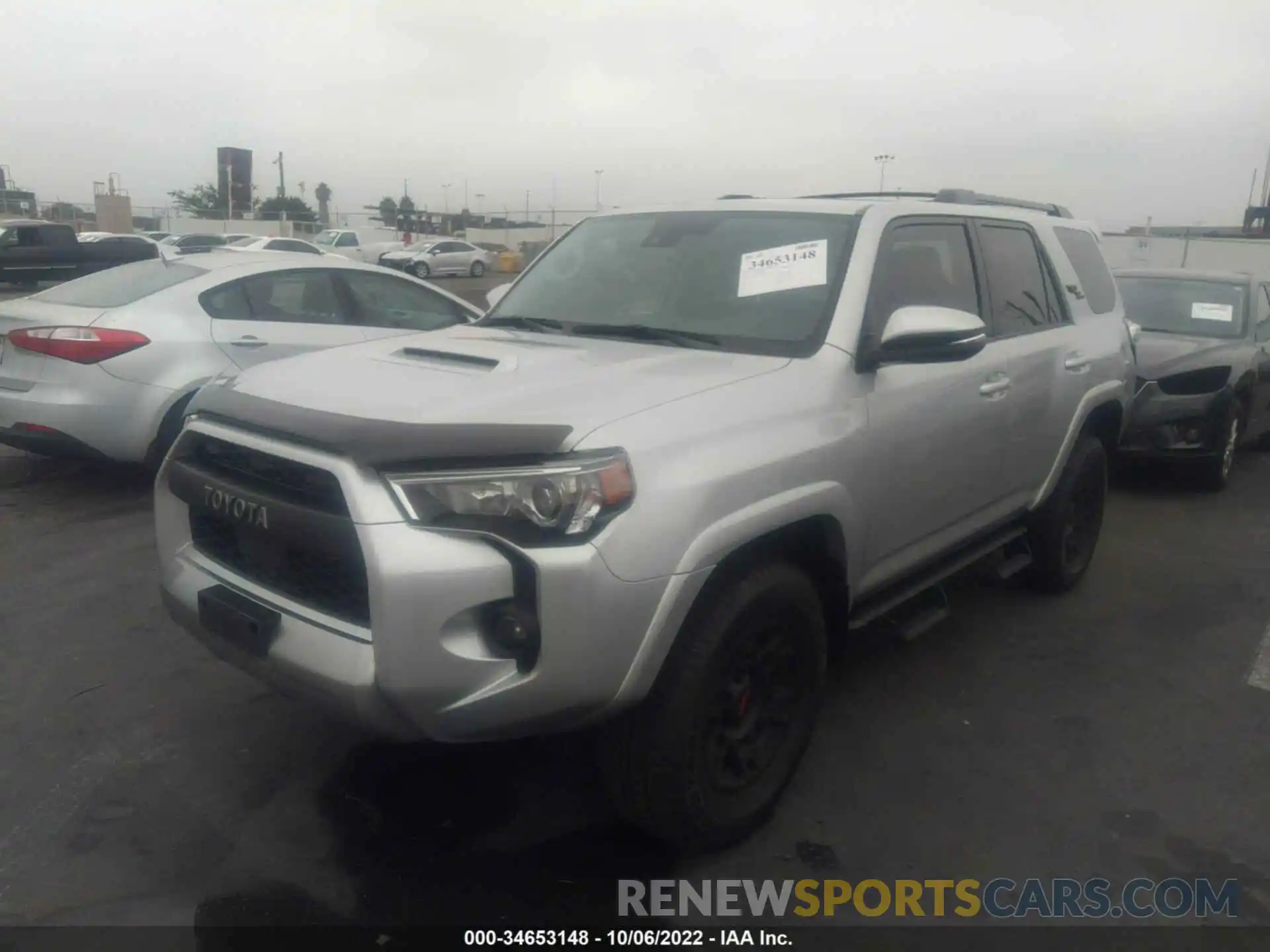 2 Photograph of a damaged car JTERU5JR7M5939530 TOYOTA 4RUNNER 2021