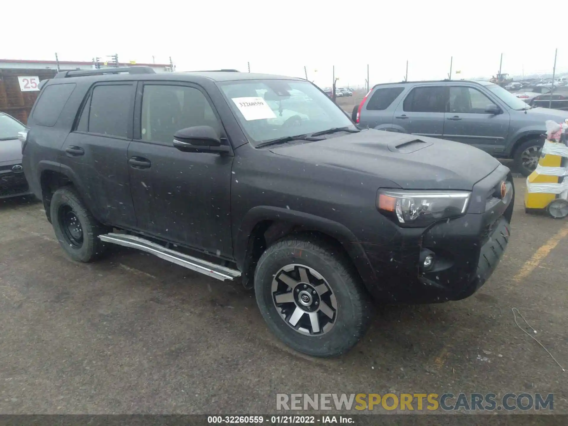 1 Photograph of a damaged car JTERU5JR8M5929296 TOYOTA 4RUNNER 2021