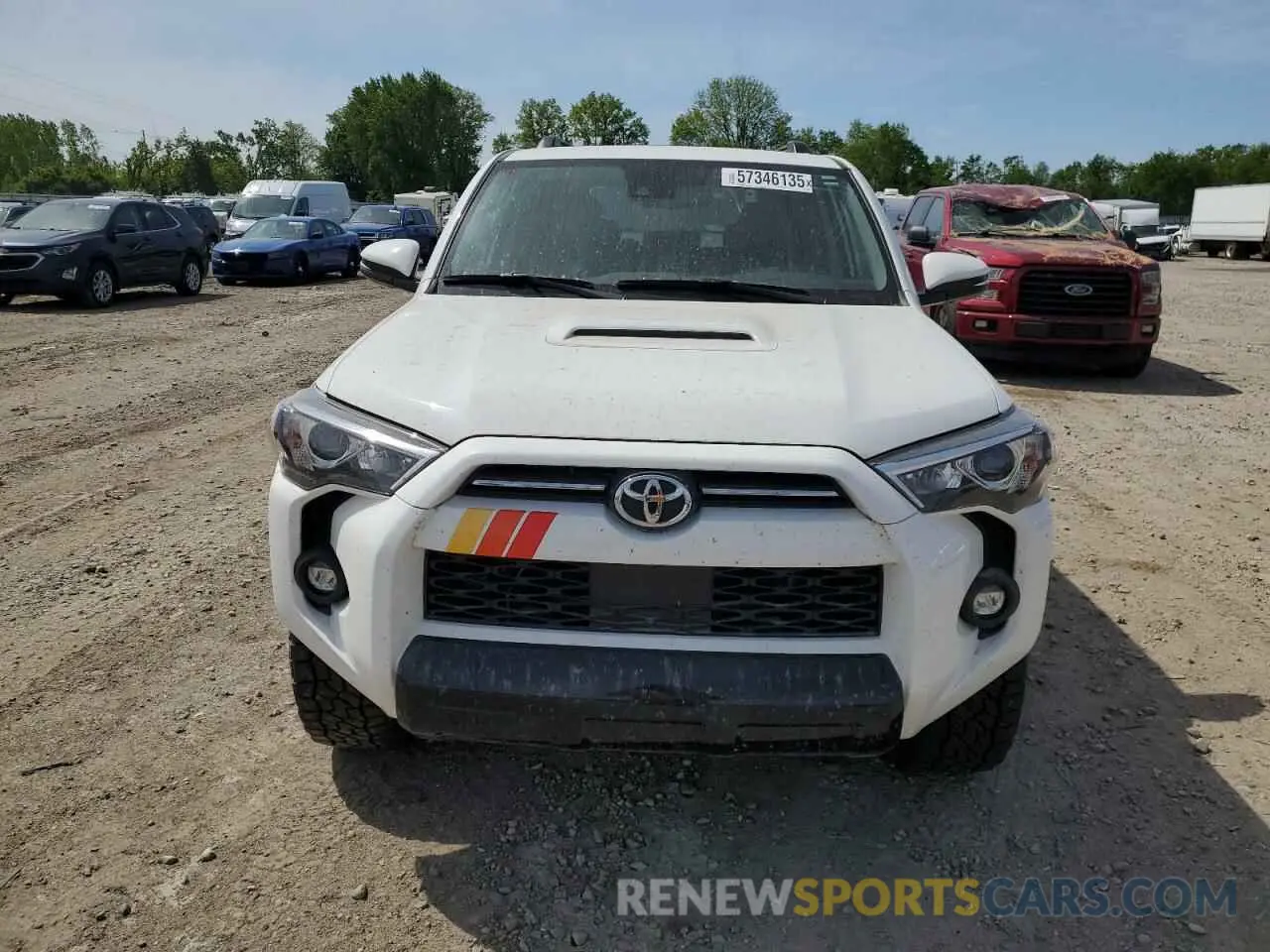 5 Photograph of a damaged car JTERU5JR9M5855080 TOYOTA 4RUNNER 2021