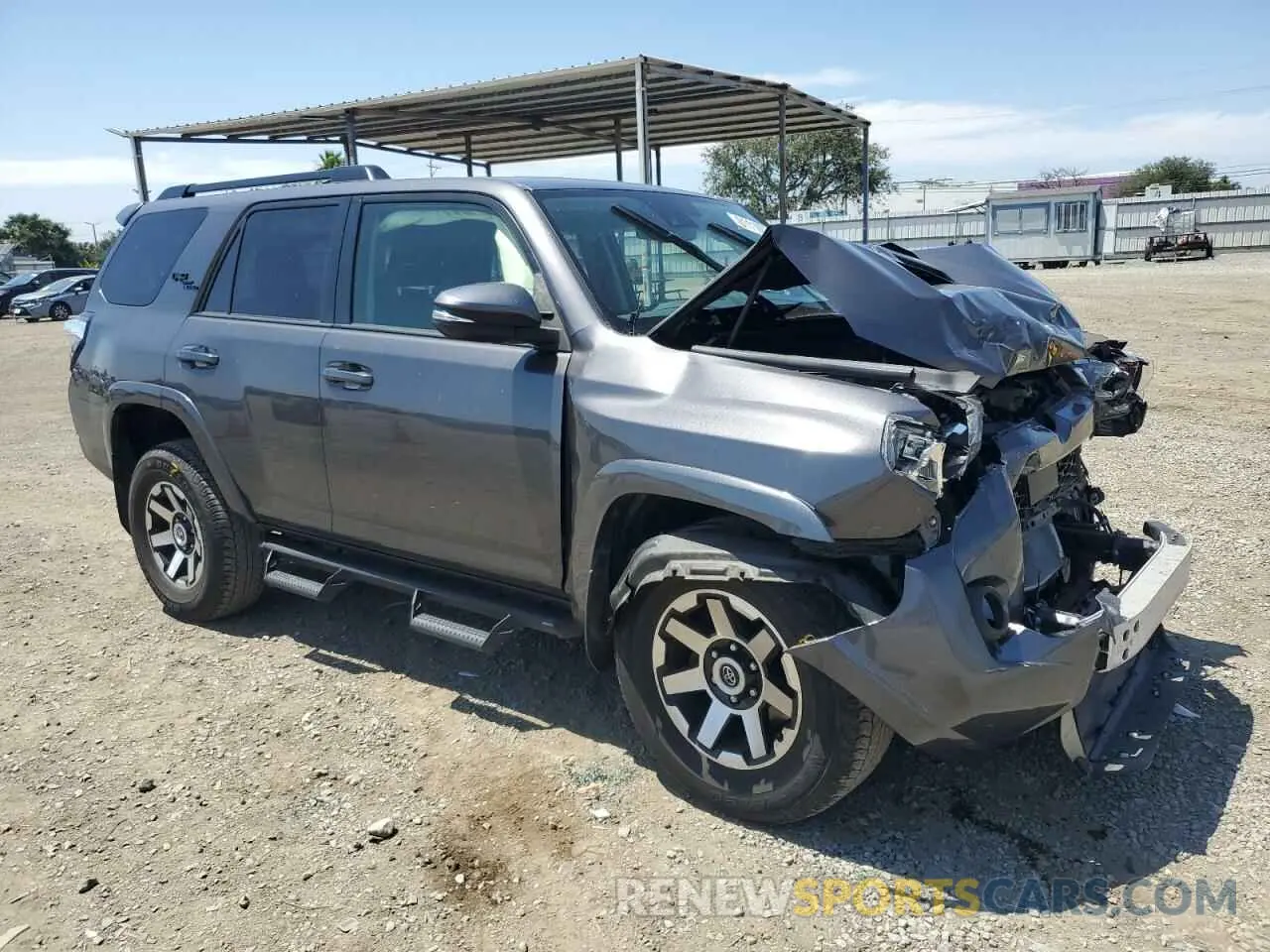 4 Photograph of a damaged car JTERU5JR9M5872400 TOYOTA 4RUNNER 2021