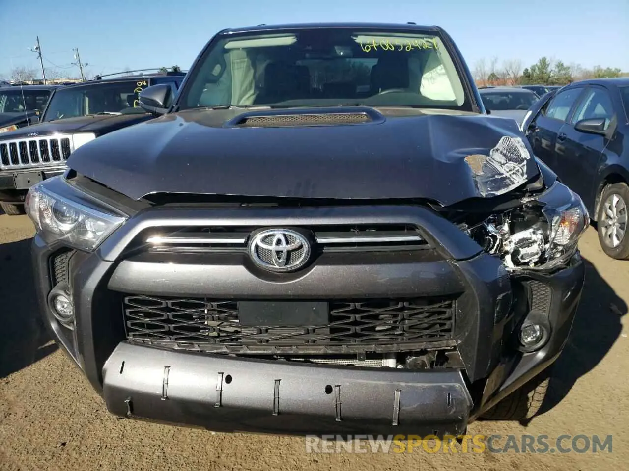 9 Photograph of a damaged car JTERU5JR9M5894123 TOYOTA 4RUNNER 2021