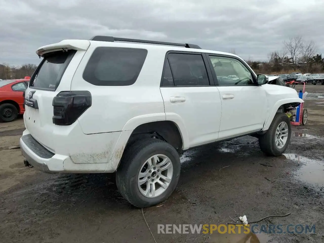 3 Photograph of a damaged car JTERU5JR9M5924544 TOYOTA 4RUNNER 2021