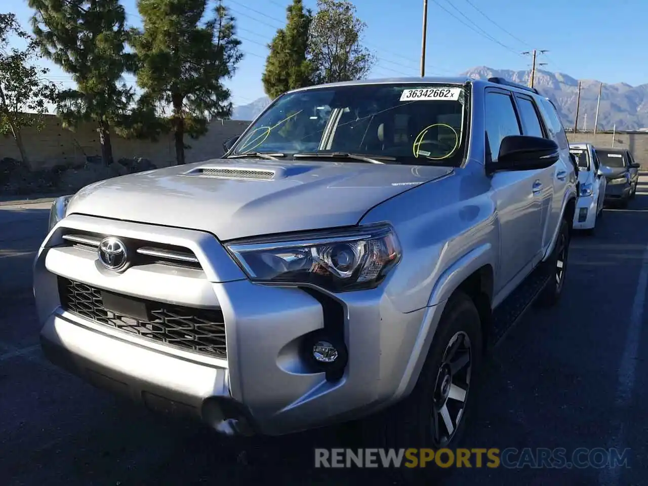 2 Photograph of a damaged car JTERU5JR9M5929548 TOYOTA 4RUNNER 2021