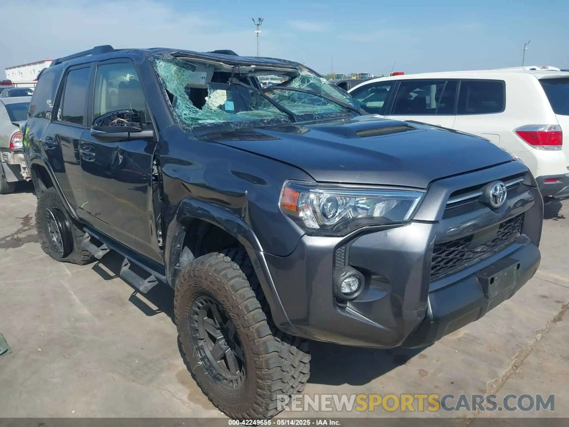 1 Photograph of a damaged car JTERU5JRXM5970786 TOYOTA 4RUNNER 2021