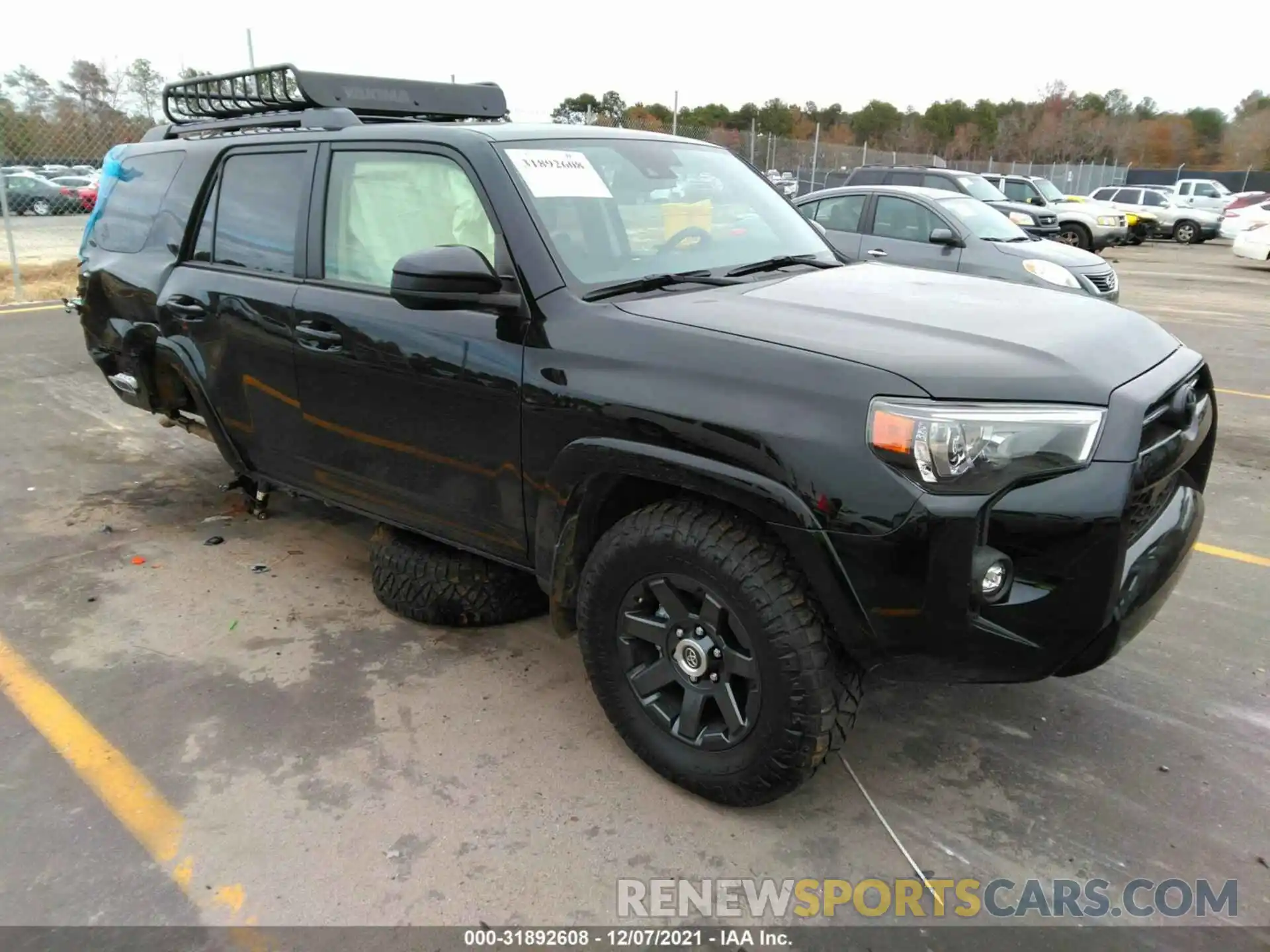 1 Photograph of a damaged car JTEZU5JR4M5242915 TOYOTA 4RUNNER 2021