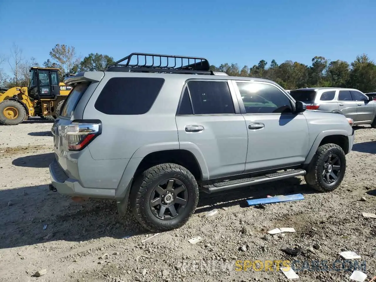 3 Photograph of a damaged car JTEZU5JR7M5241838 TOYOTA 4RUNNER 2021