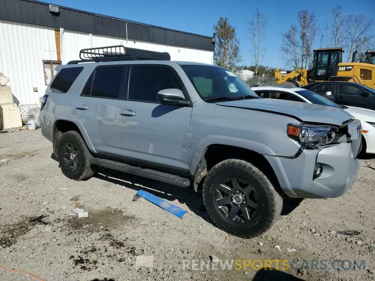 4 Photograph of a damaged car JTEZU5JR7M5241838 TOYOTA 4RUNNER 2021