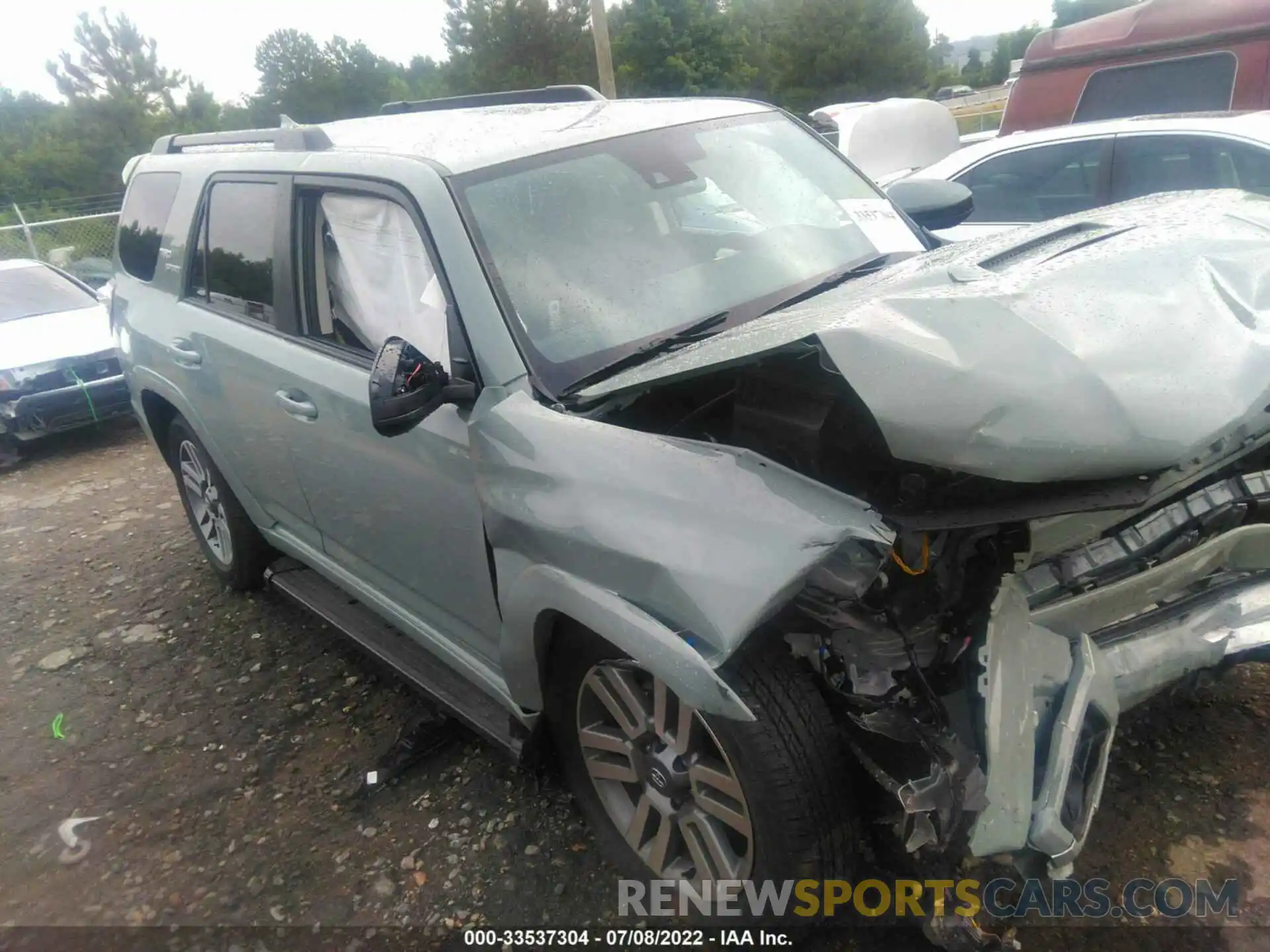 1 Photograph of a damaged car JTEAU5JR0N5269799 TOYOTA 4RUNNER 2022