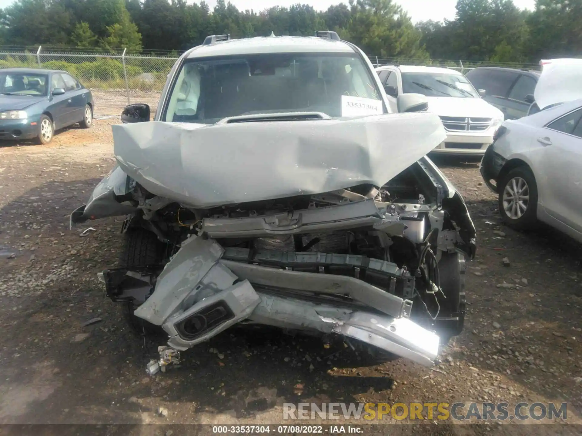 6 Photograph of a damaged car JTEAU5JR0N5269799 TOYOTA 4RUNNER 2022