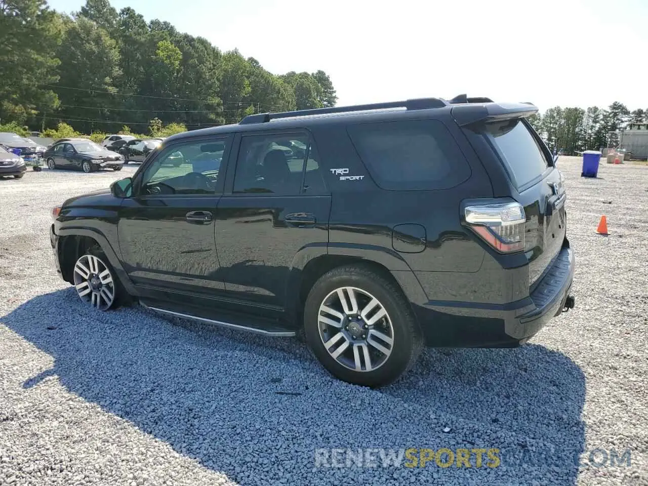 2 Photograph of a damaged car JTEAU5JR7N5264857 TOYOTA 4RUNNER 2022