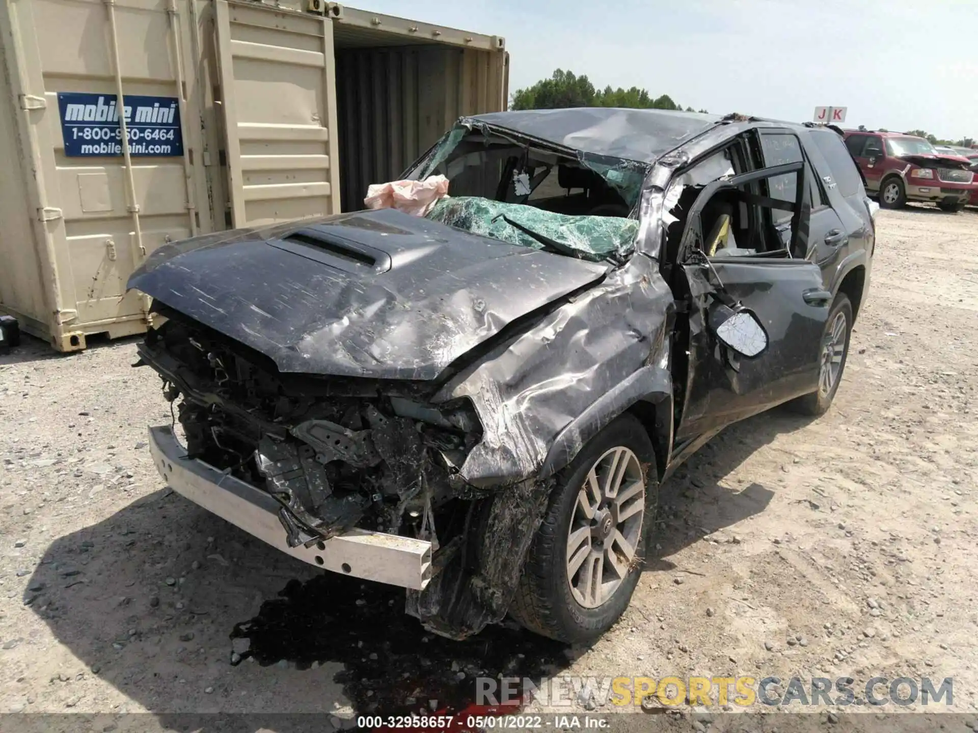 6 Photograph of a damaged car JTEAU5JRXN5263413 TOYOTA 4RUNNER 2022