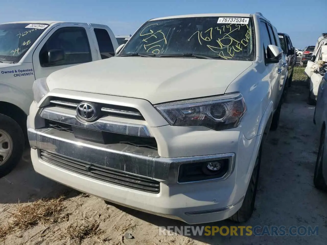 5 Photograph of a damaged car JTEDU5JR0N5273154 TOYOTA 4RUNNER 2022