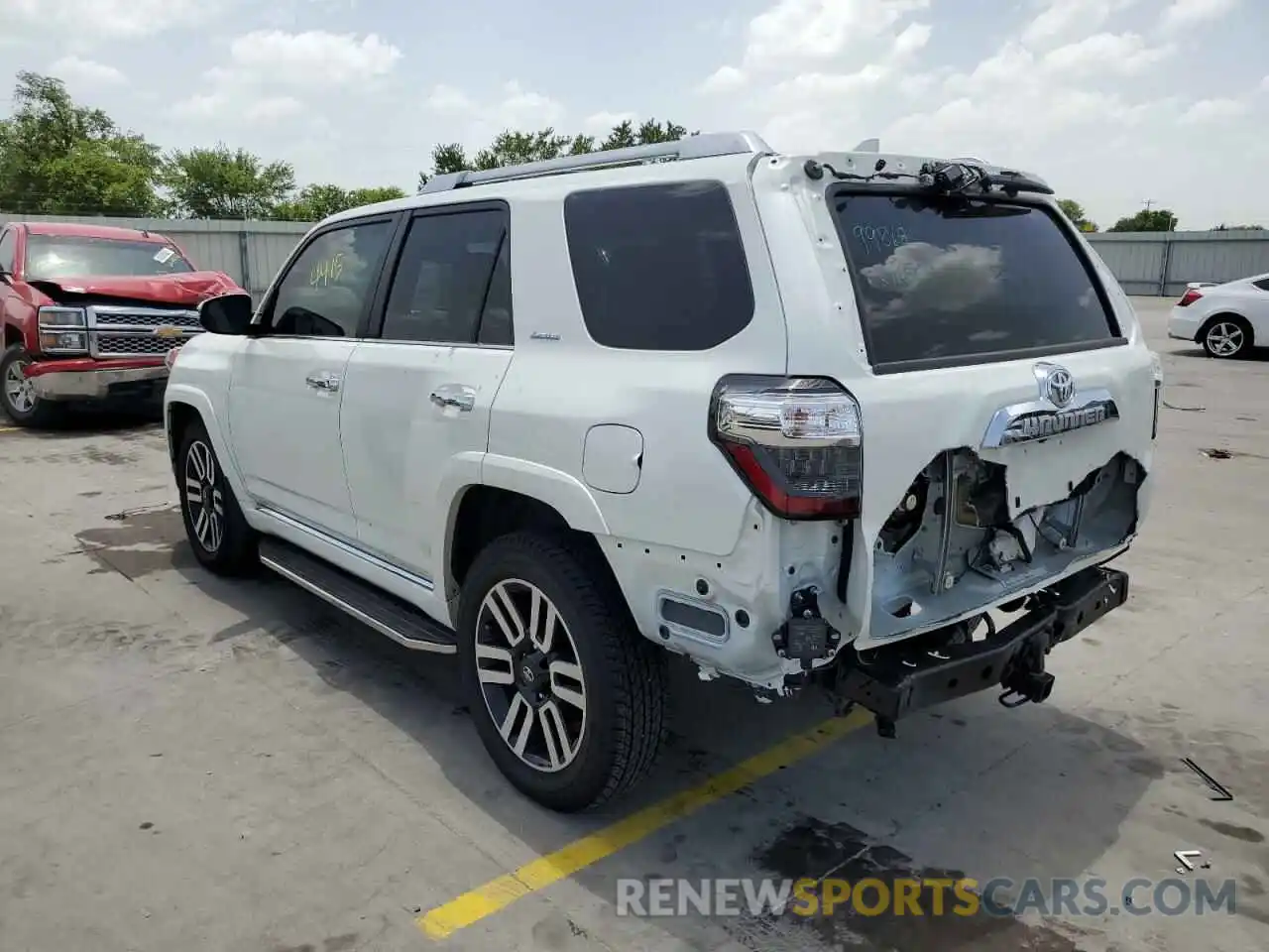 3 Photograph of a damaged car JTEDU5JR6N5257332 TOYOTA 4RUNNER 2022