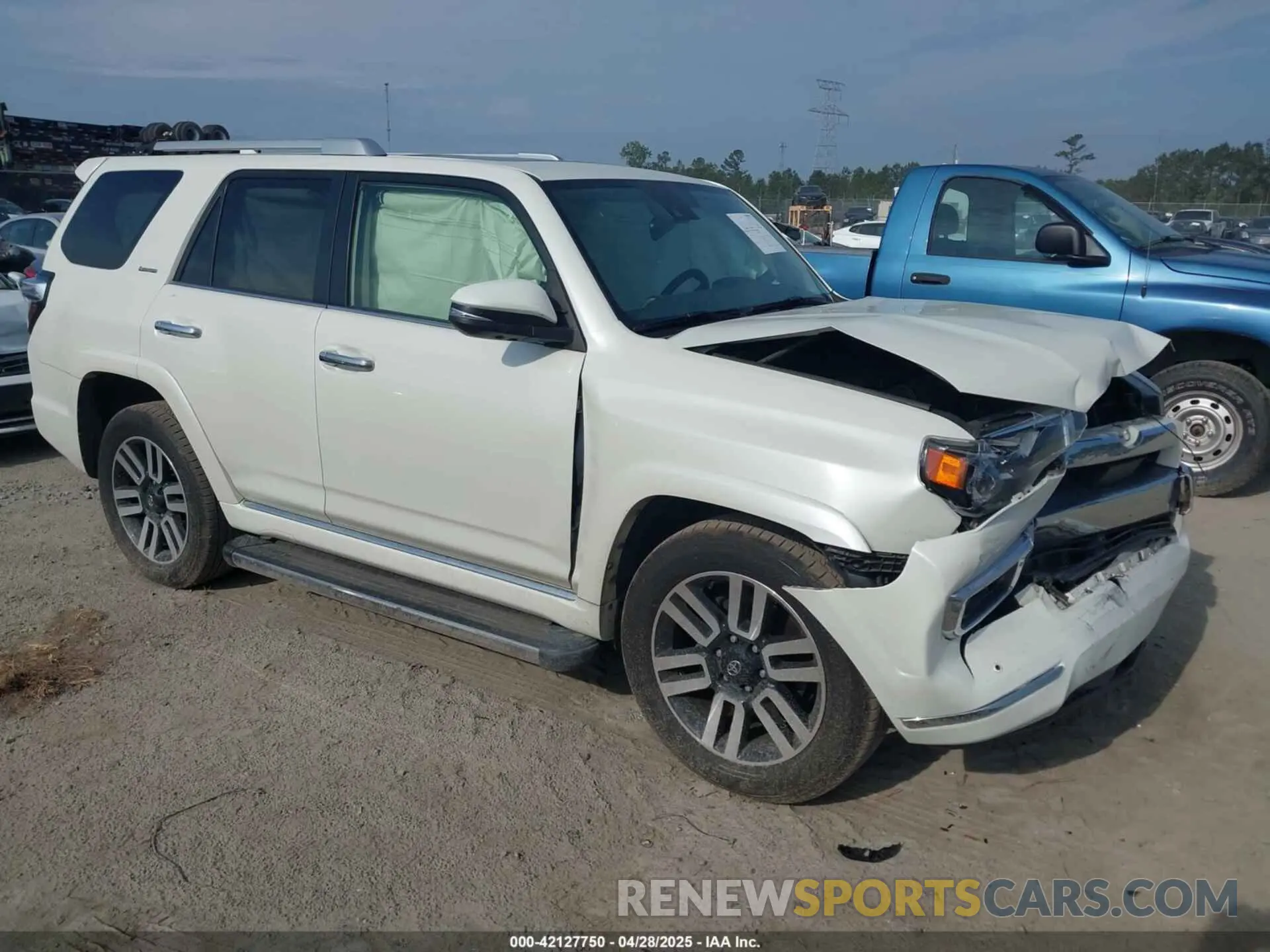 1 Photograph of a damaged car JTEDU5JR7N5263642 TOYOTA 4RUNNER 2022