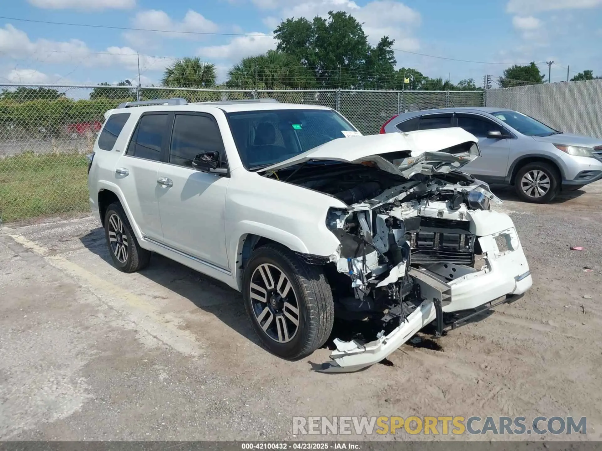 12 Photograph of a damaged car JTEDU5JR9N5265778 TOYOTA 4RUNNER 2022