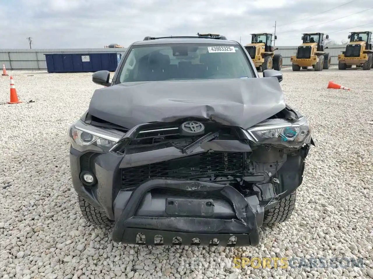 5 Photograph of a damaged car JTEEU5JR0N5256309 TOYOTA 4RUNNER 2022