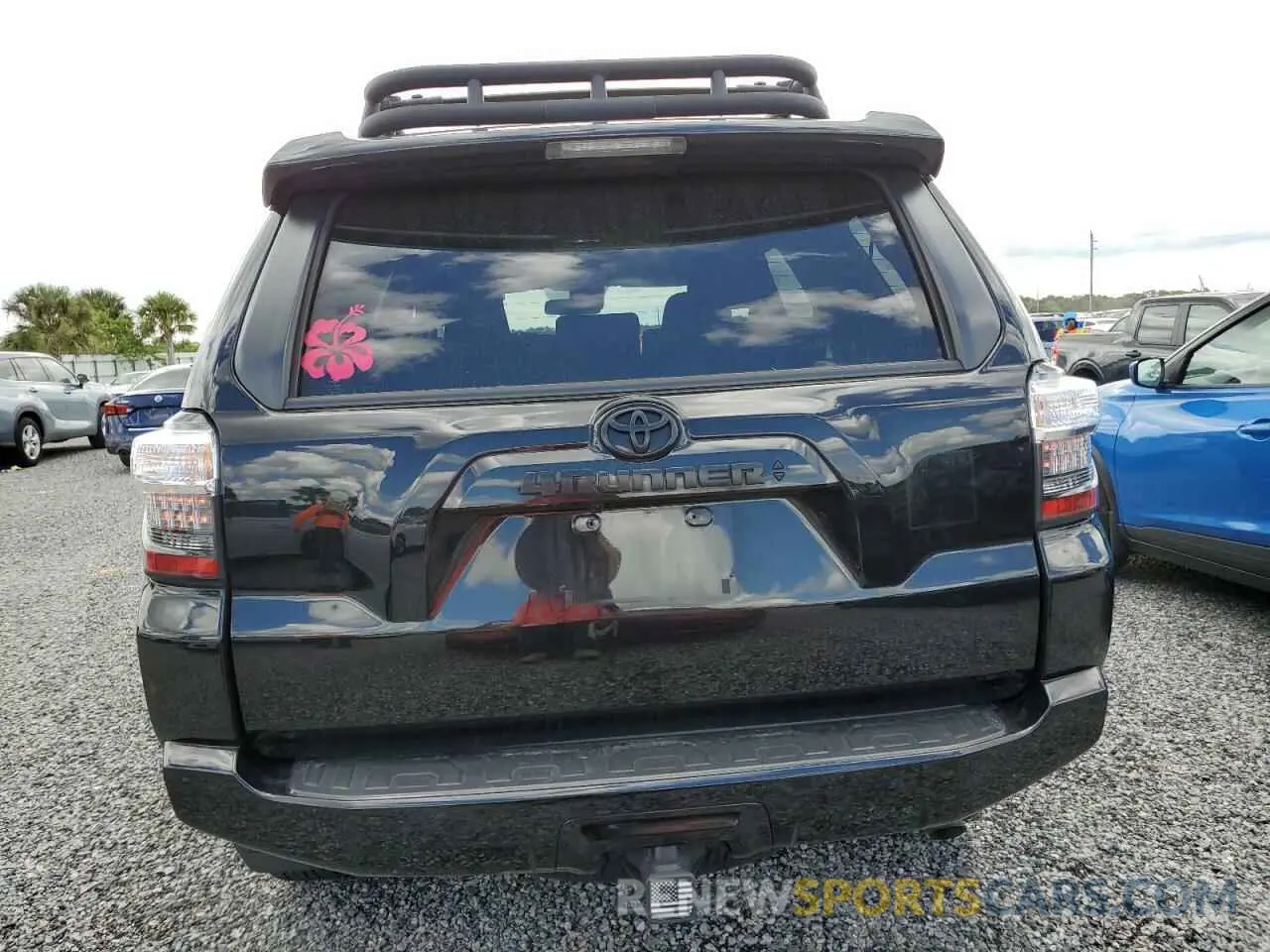 6 Photograph of a damaged car JTEEU5JR0N5261994 TOYOTA 4RUNNER 2022