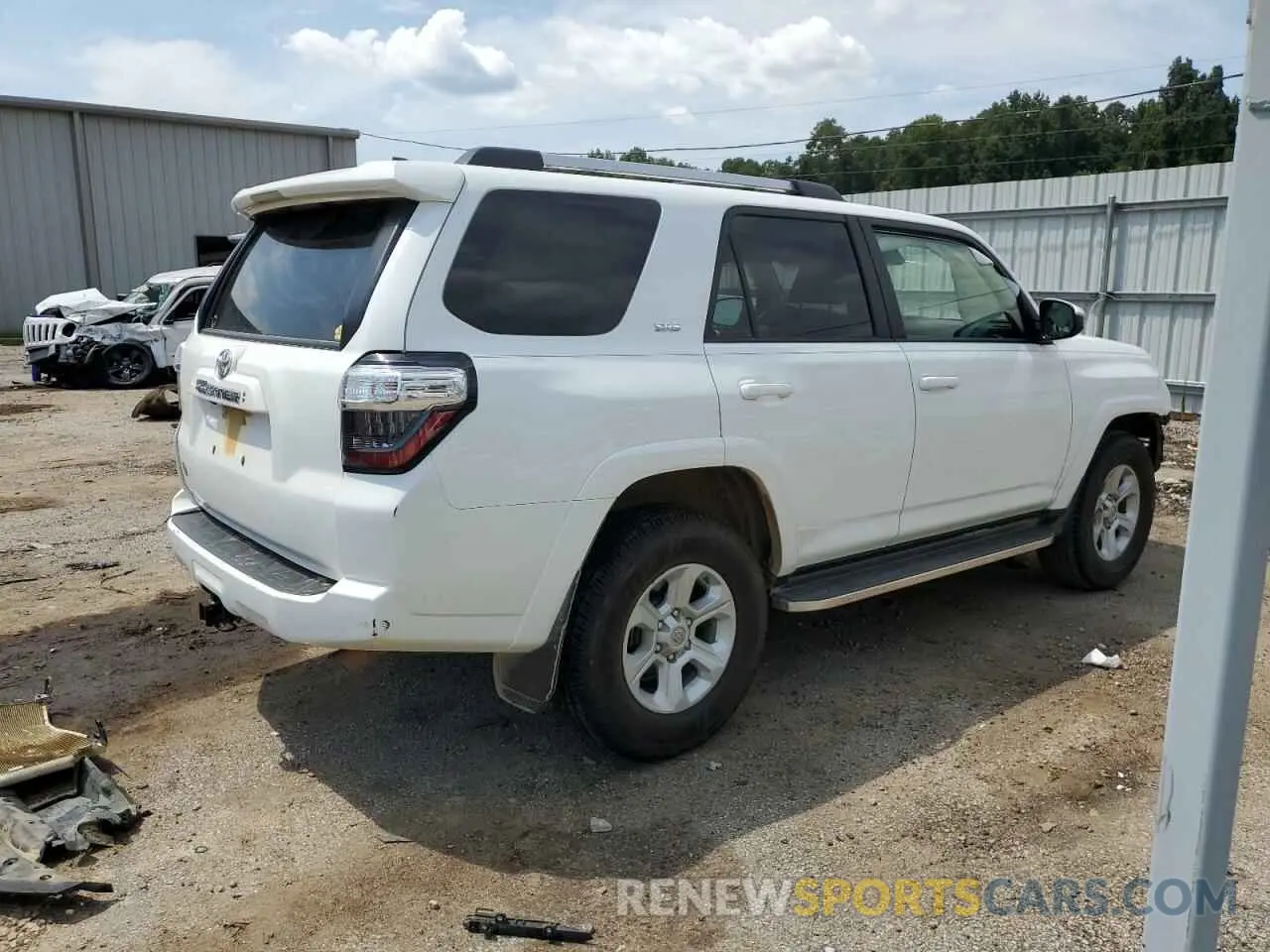 3 Photograph of a damaged car JTEEU5JR0N5264152 TOYOTA 4RUNNER 2022