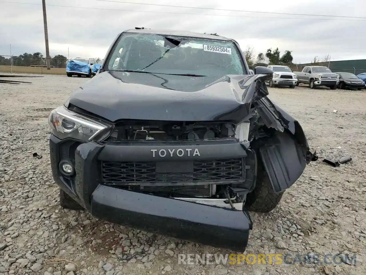 5 Photograph of a damaged car JTEEU5JR1N5258697 TOYOTA 4RUNNER 2022