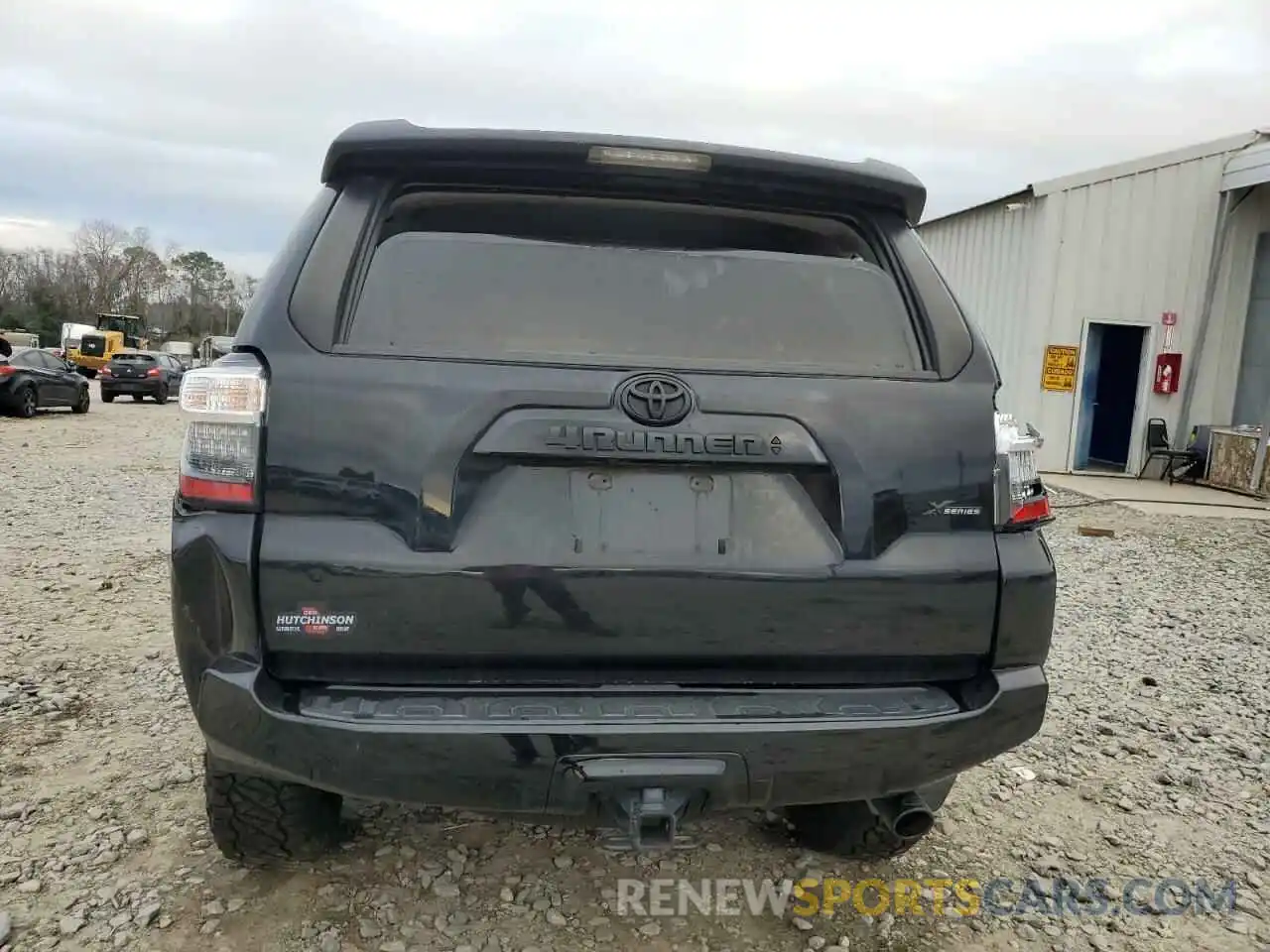 6 Photograph of a damaged car JTEEU5JR1N5258697 TOYOTA 4RUNNER 2022