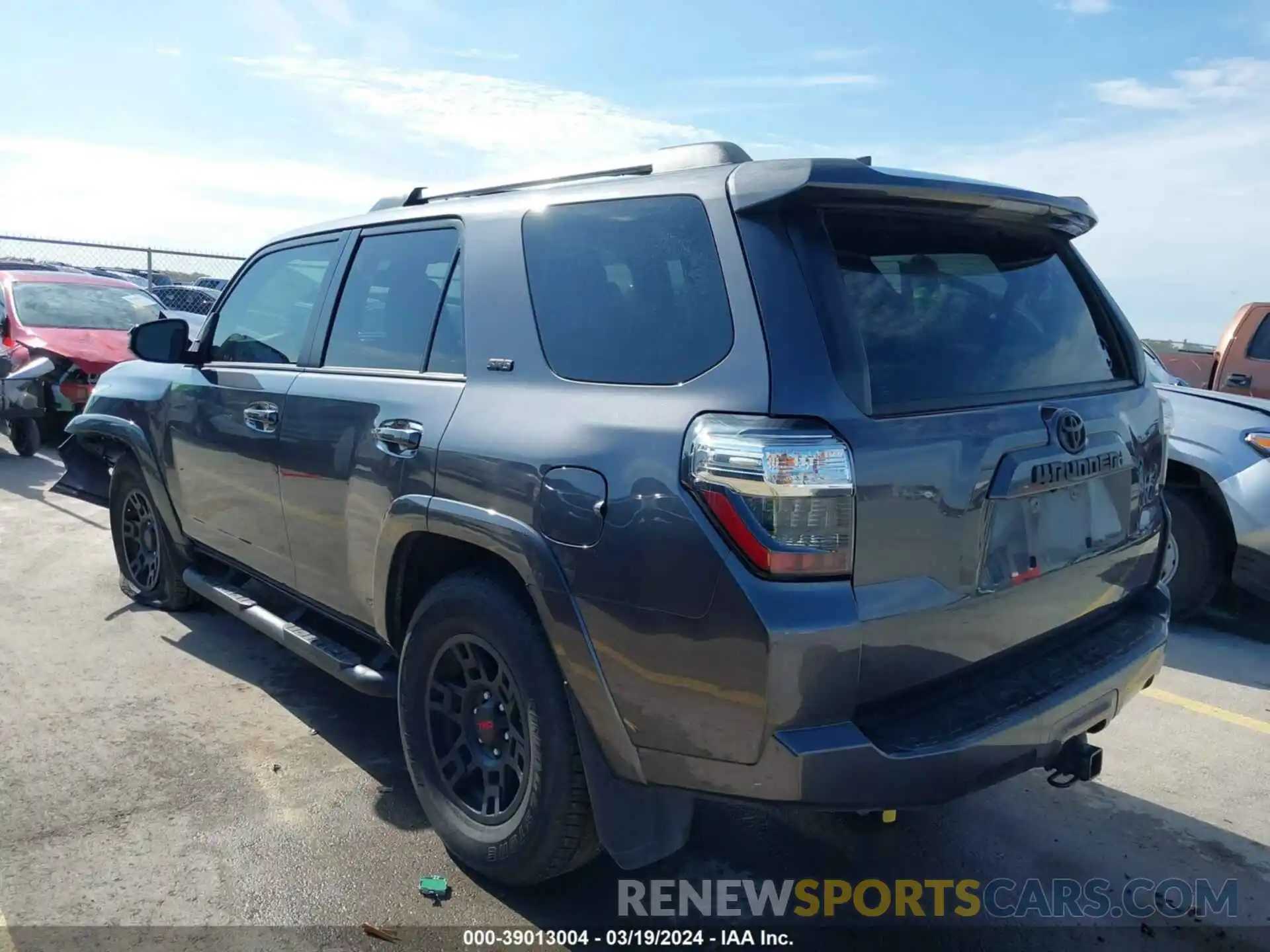 3 Photograph of a damaged car JTEEU5JR1N5274480 TOYOTA 4RUNNER 2022