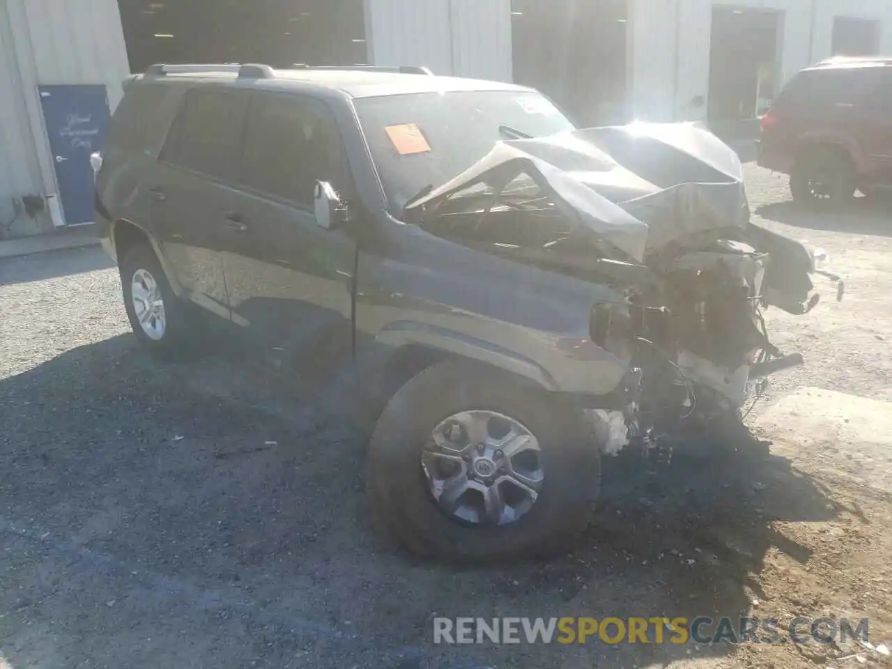 1 Photograph of a damaged car JTEEU5JR1N5275550 TOYOTA 4RUNNER 2022