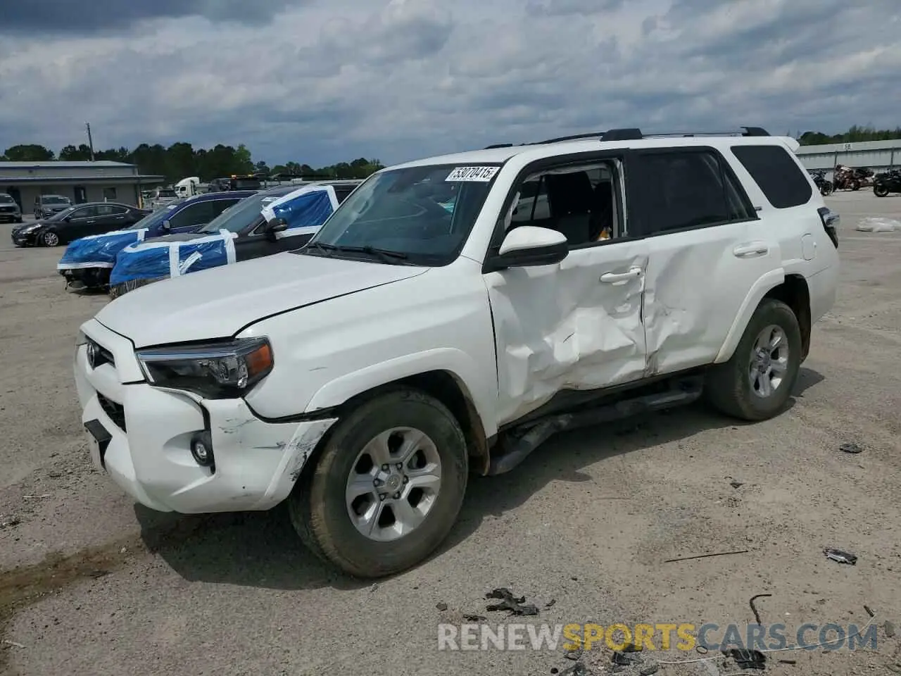1 Photograph of a damaged car JTEEU5JR2N5258658 TOYOTA 4RUNNER 2022
