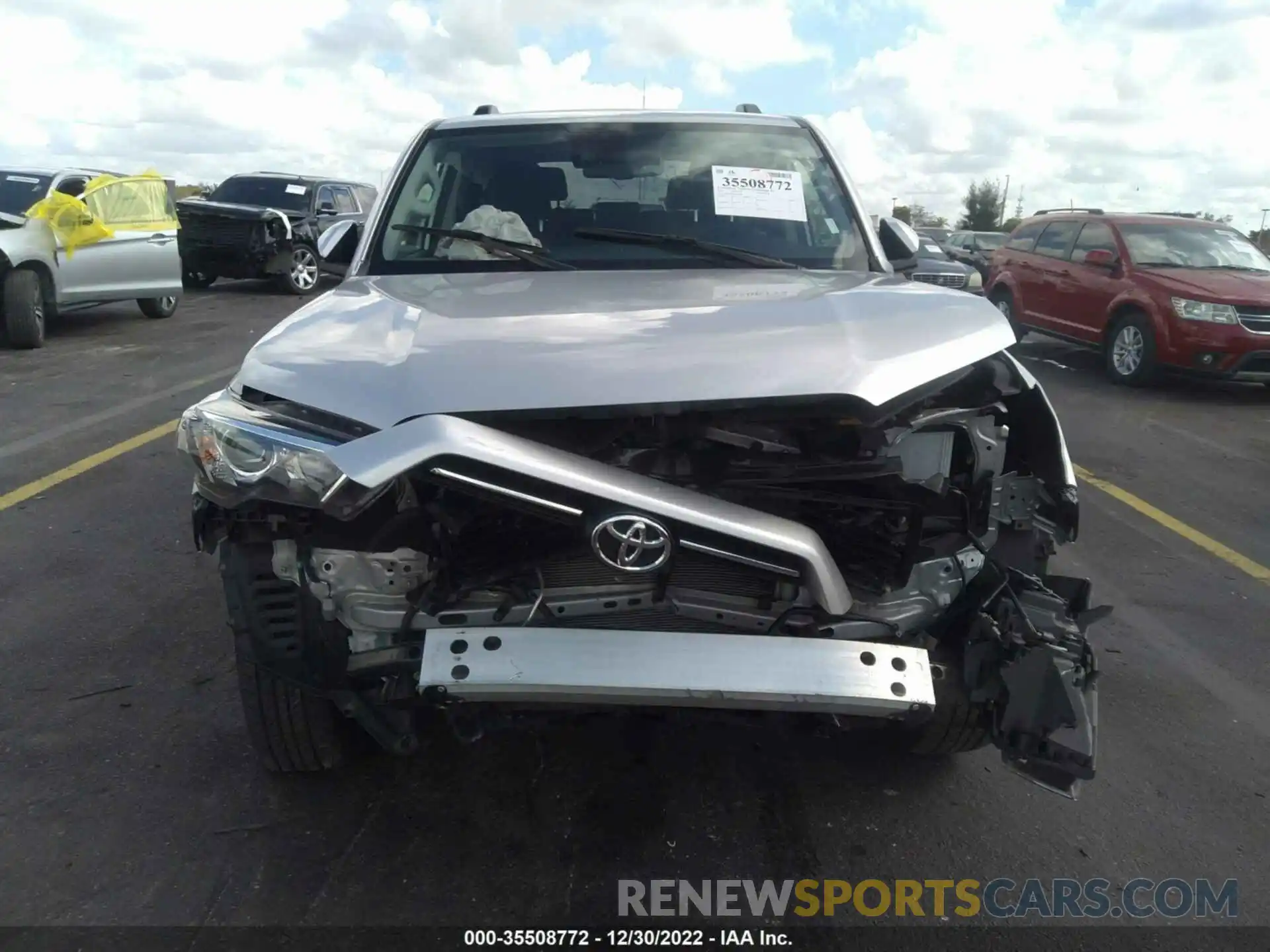 6 Photograph of a damaged car JTEEU5JR3N5256448 TOYOTA 4RUNNER 2022