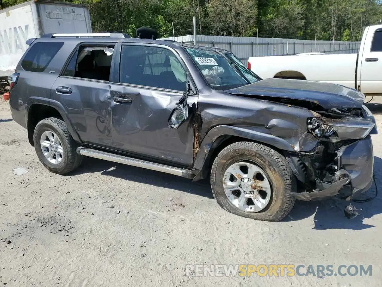 4 Photograph of a damaged car JTEEU5JR4N5259343 TOYOTA 4RUNNER 2022