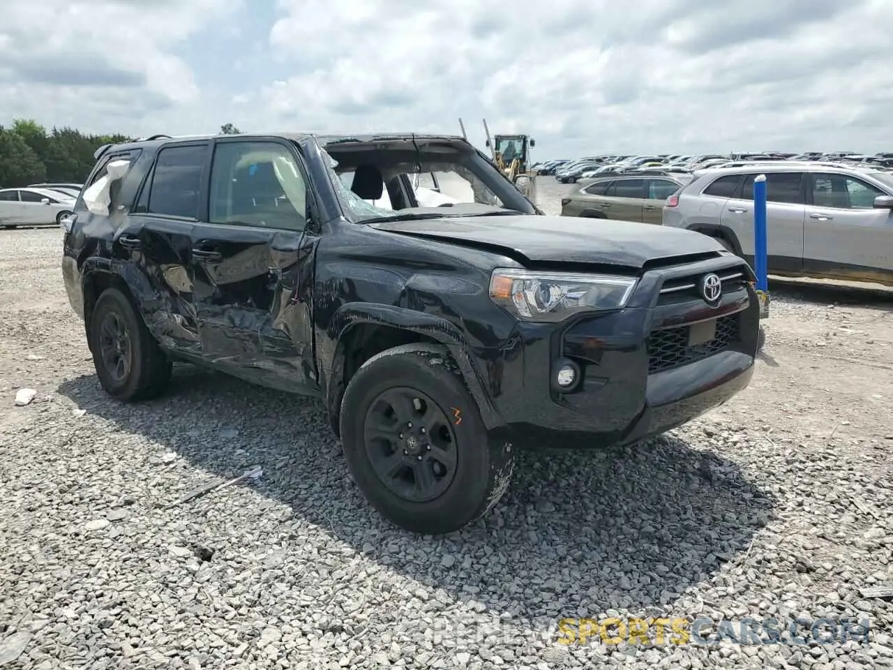 4 Photograph of a damaged car JTEEU5JR4N5260072 TOYOTA 4RUNNER 2022