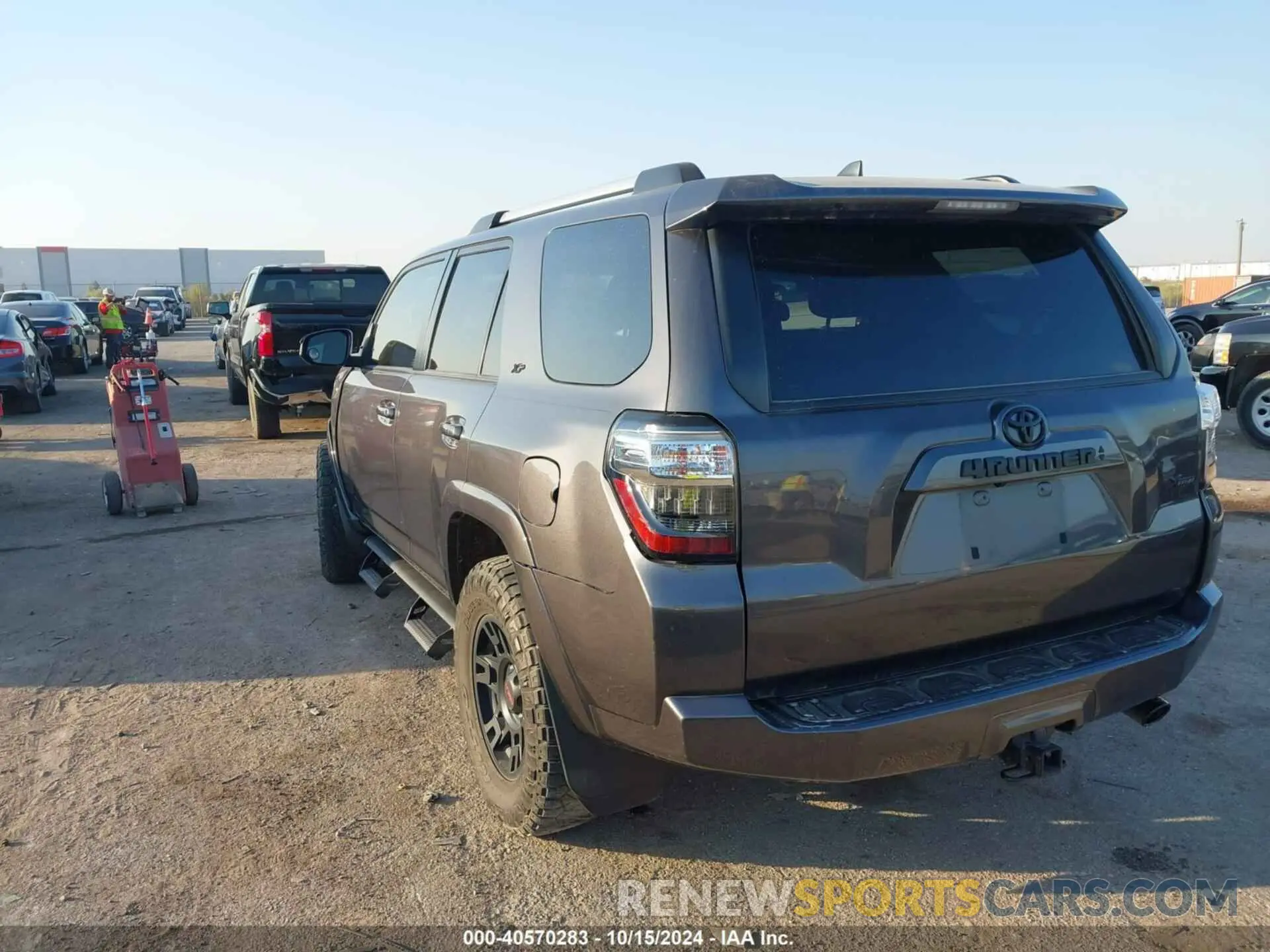 3 Photograph of a damaged car JTEEU5JR5N5253552 TOYOTA 4RUNNER 2022