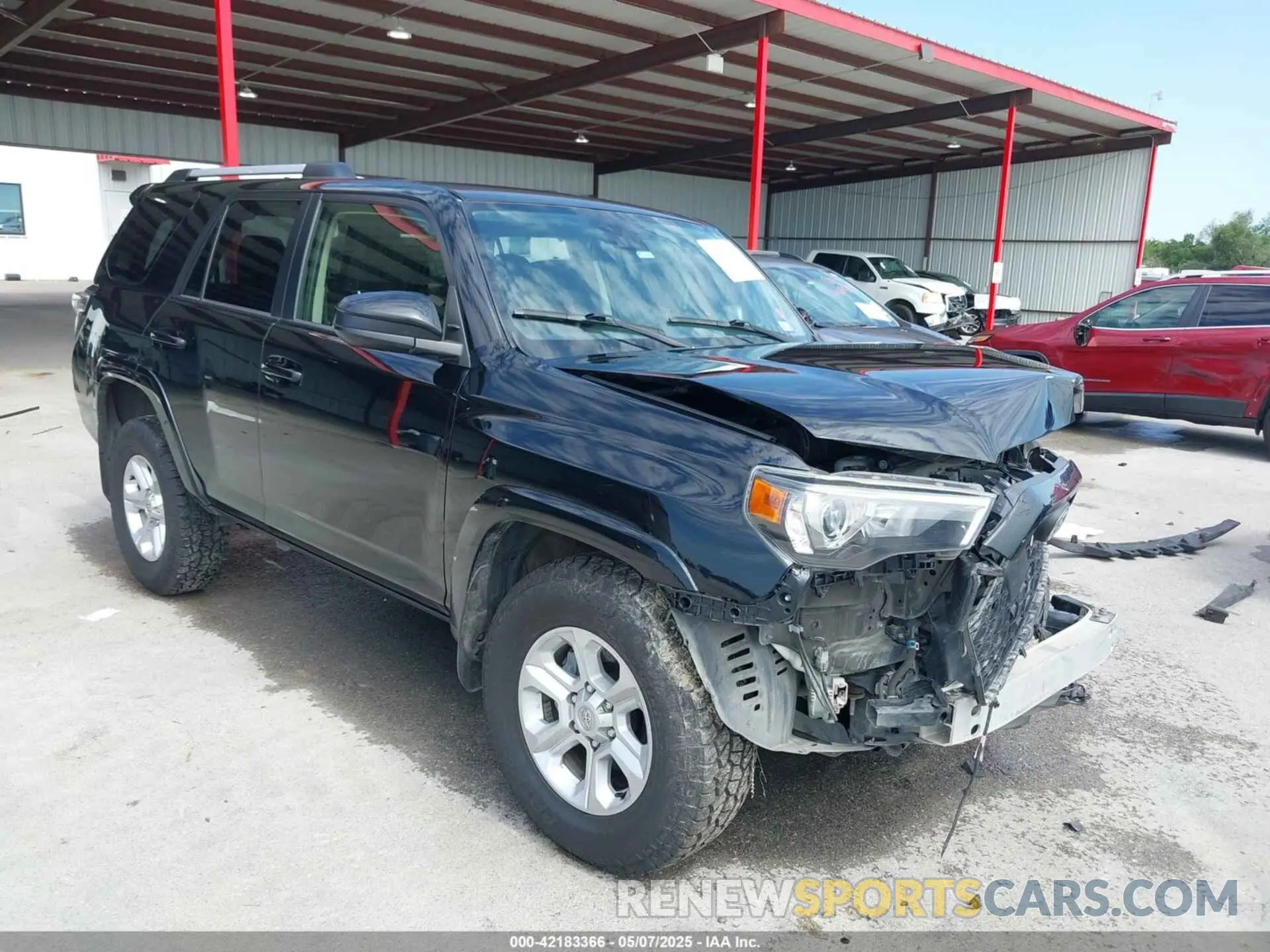 1 Photograph of a damaged car JTEEU5JR5N5260419 TOYOTA 4RUNNER 2022