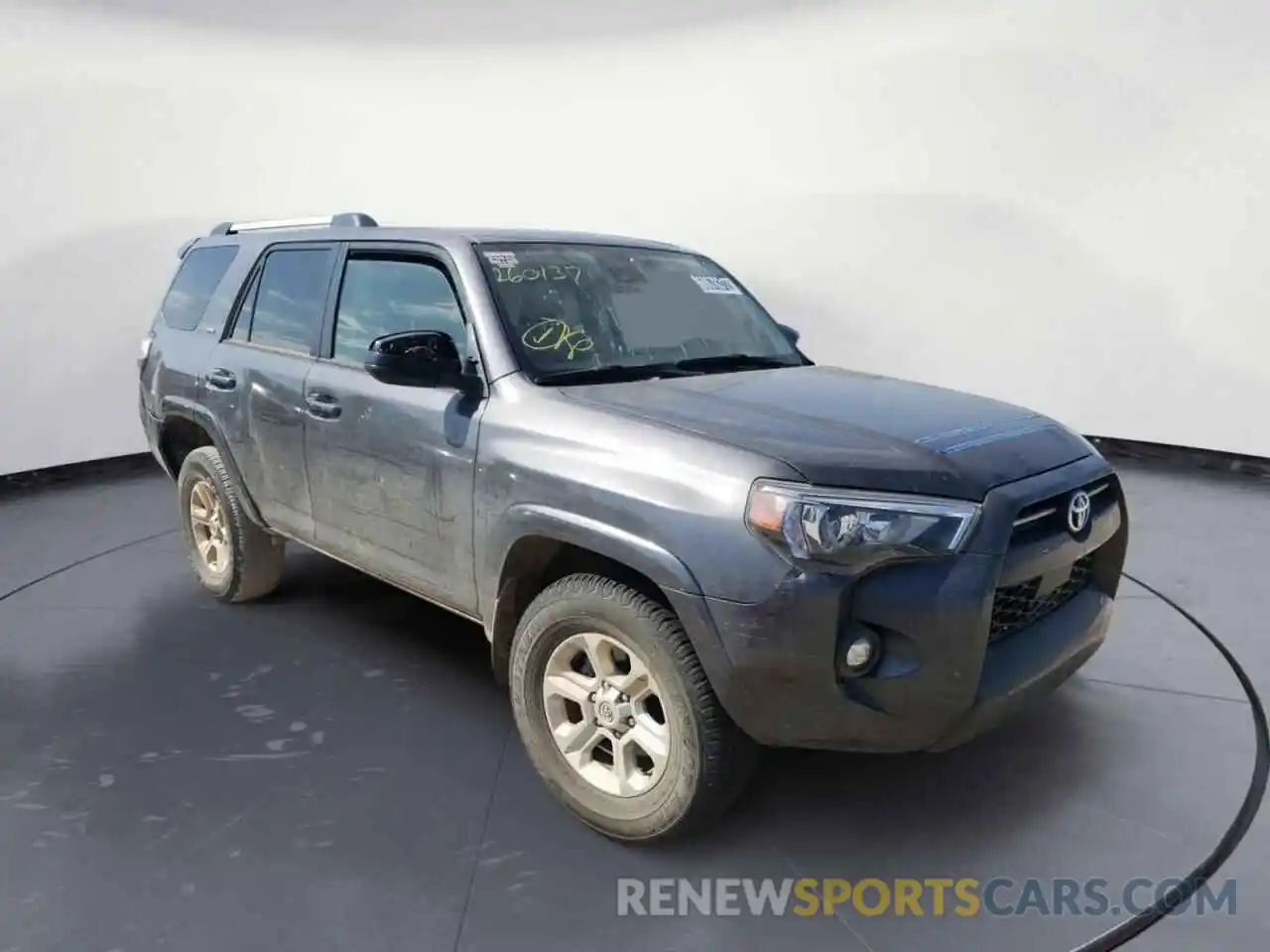 1 Photograph of a damaged car JTEEU5JR6N5260137 TOYOTA 4RUNNER 2022