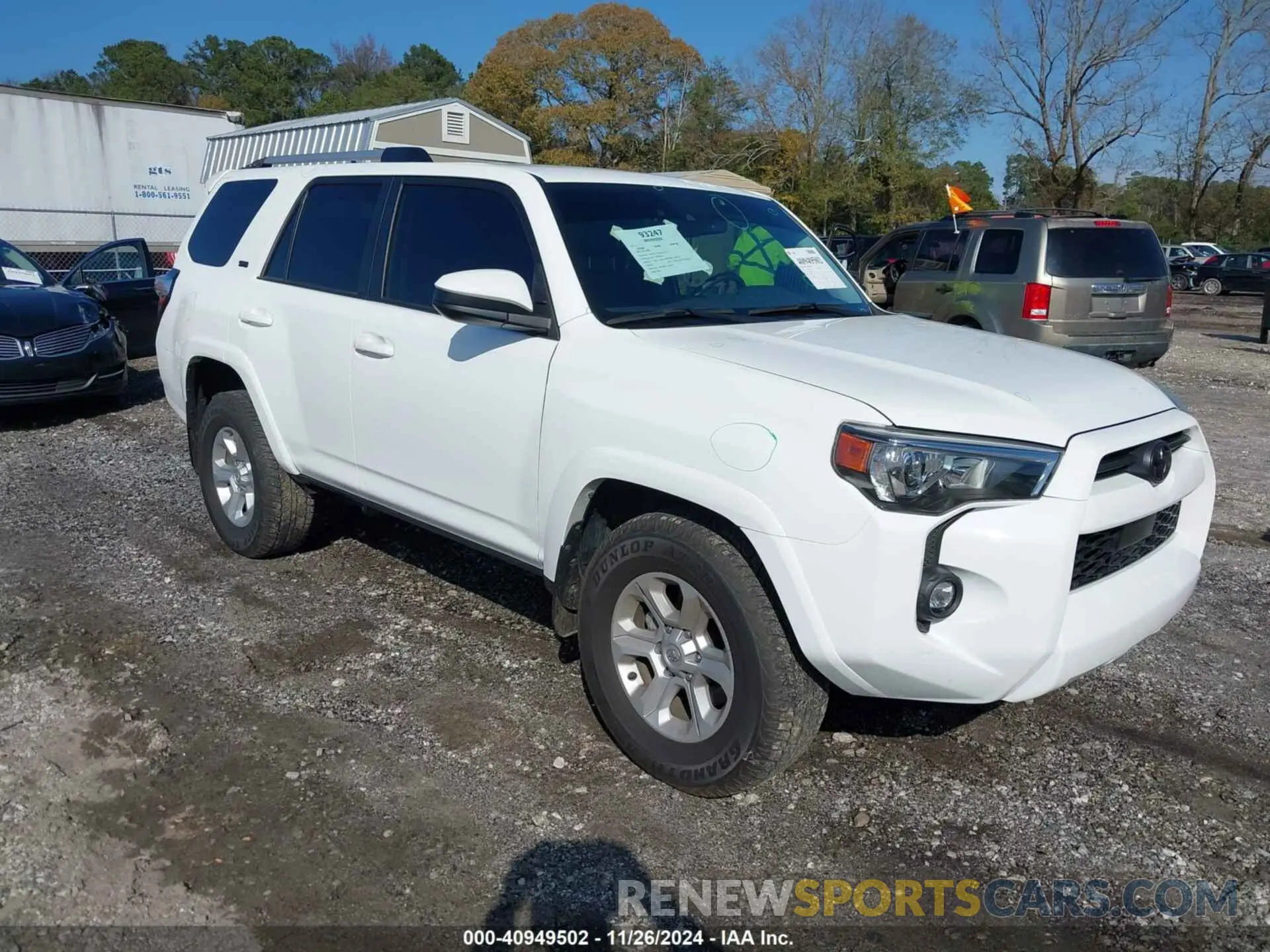 1 Photograph of a damaged car JTEEU5JR7N5265167 TOYOTA 4RUNNER 2022