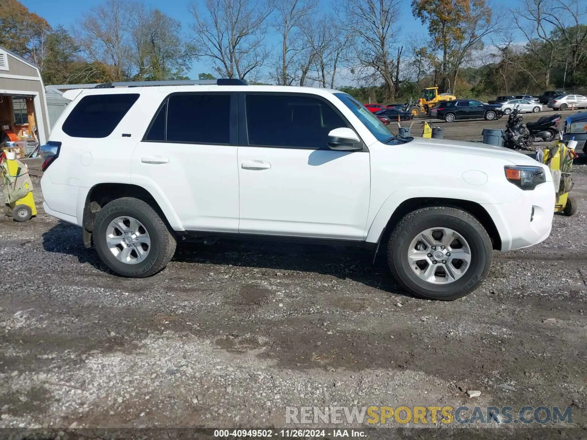 13 Photograph of a damaged car JTEEU5JR7N5265167 TOYOTA 4RUNNER 2022