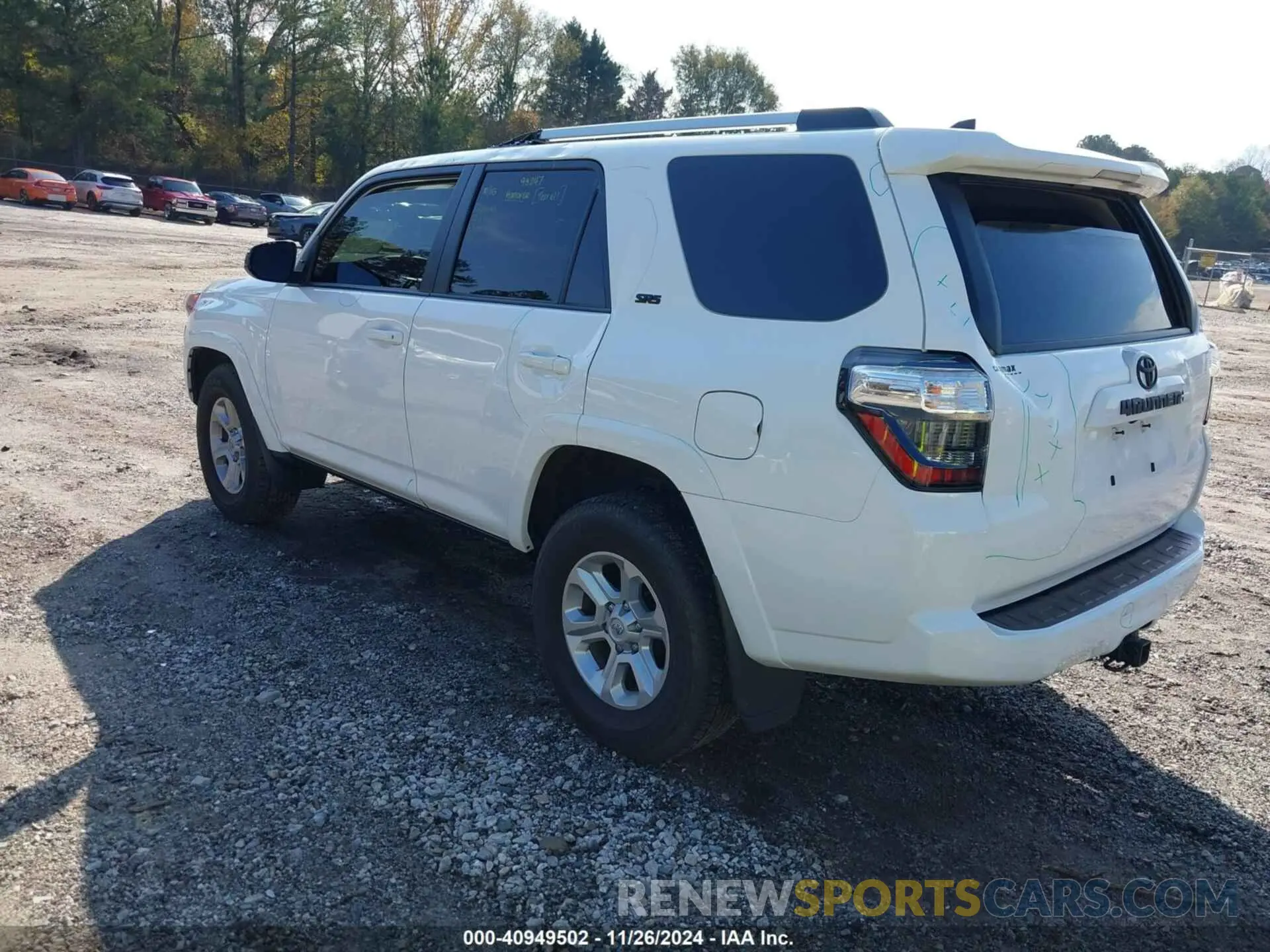 3 Photograph of a damaged car JTEEU5JR7N5265167 TOYOTA 4RUNNER 2022