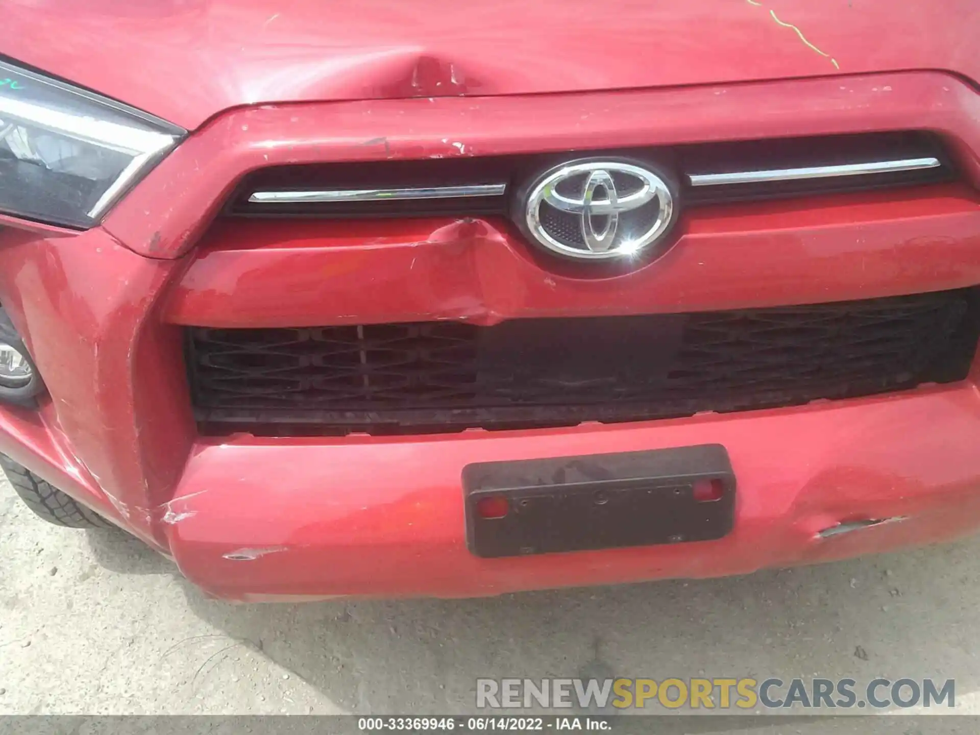 6 Photograph of a damaged car JTEEU5JR7N5265573 TOYOTA 4RUNNER 2022