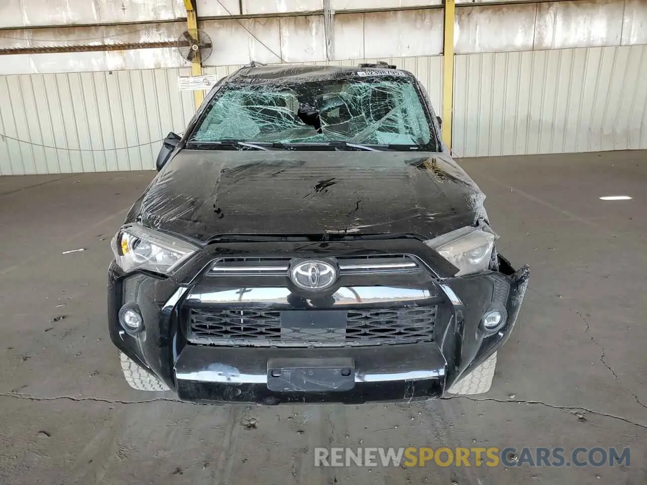 5 Photograph of a damaged car JTEEU5JR7N5271700 TOYOTA 4RUNNER 2022