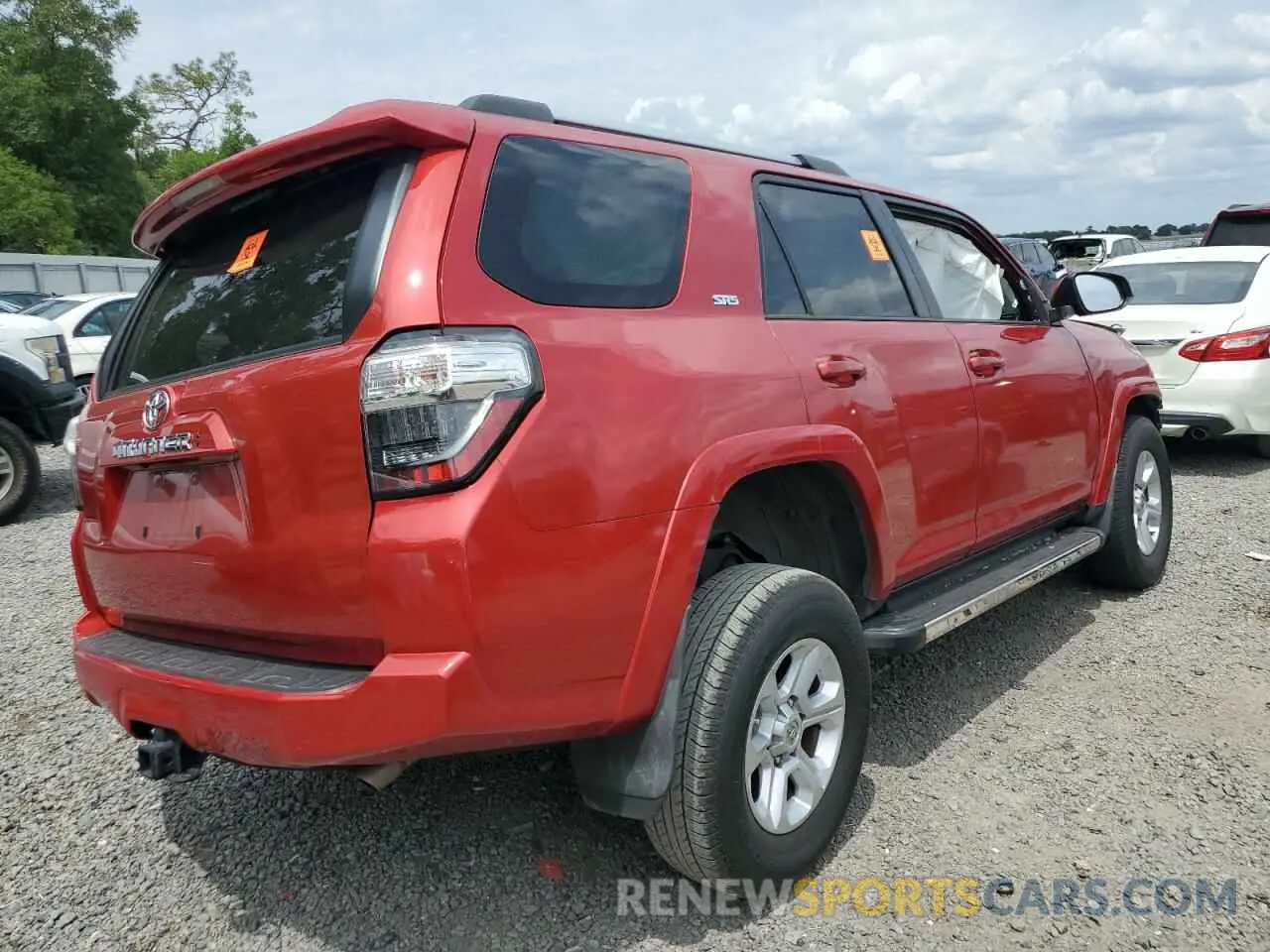 3 Photograph of a damaged car JTEEU5JRXN5256186 TOYOTA 4RUNNER 2022