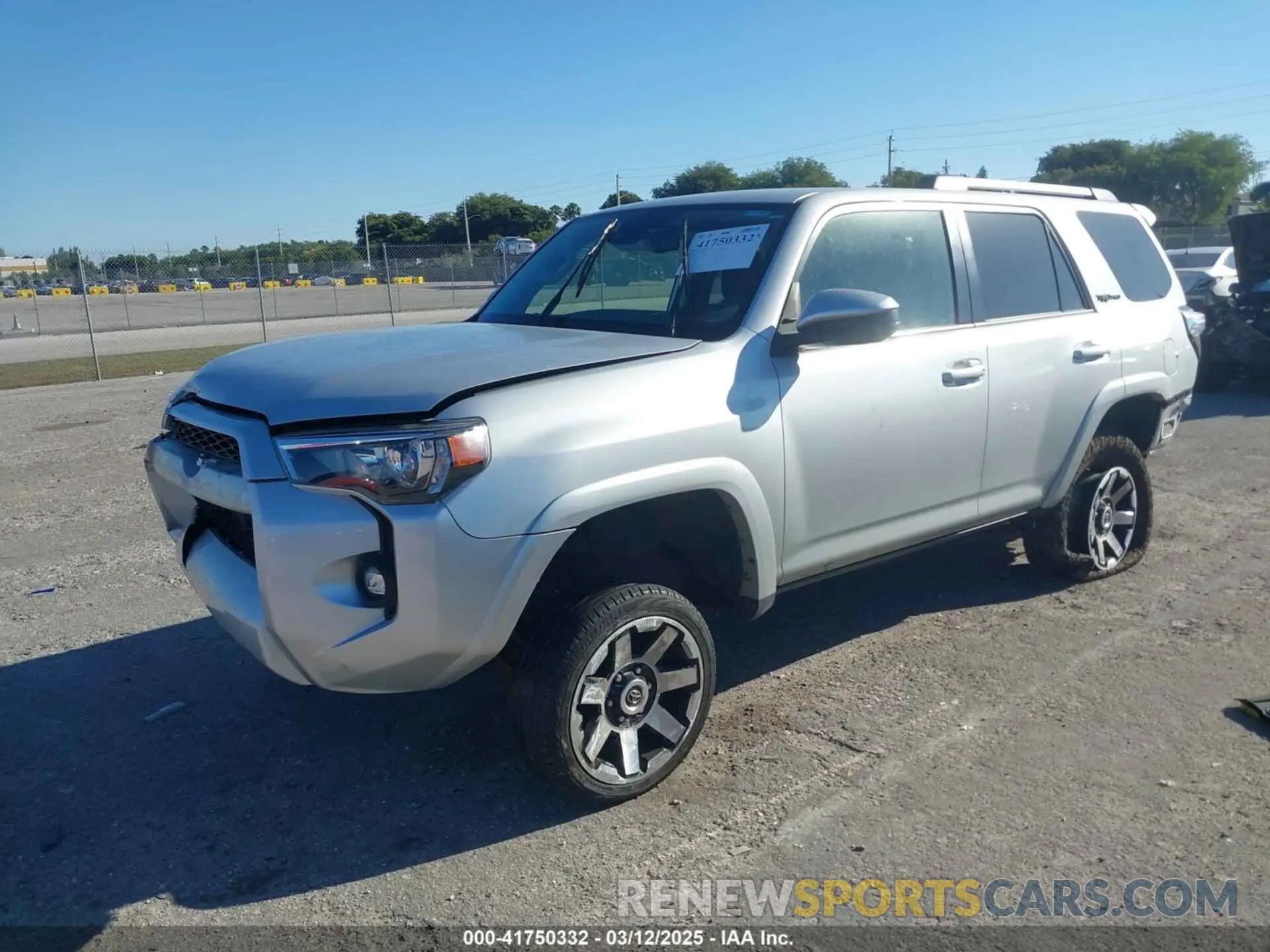 2 Photograph of a damaged car JTEEU5JRXN5264532 TOYOTA 4RUNNER 2022