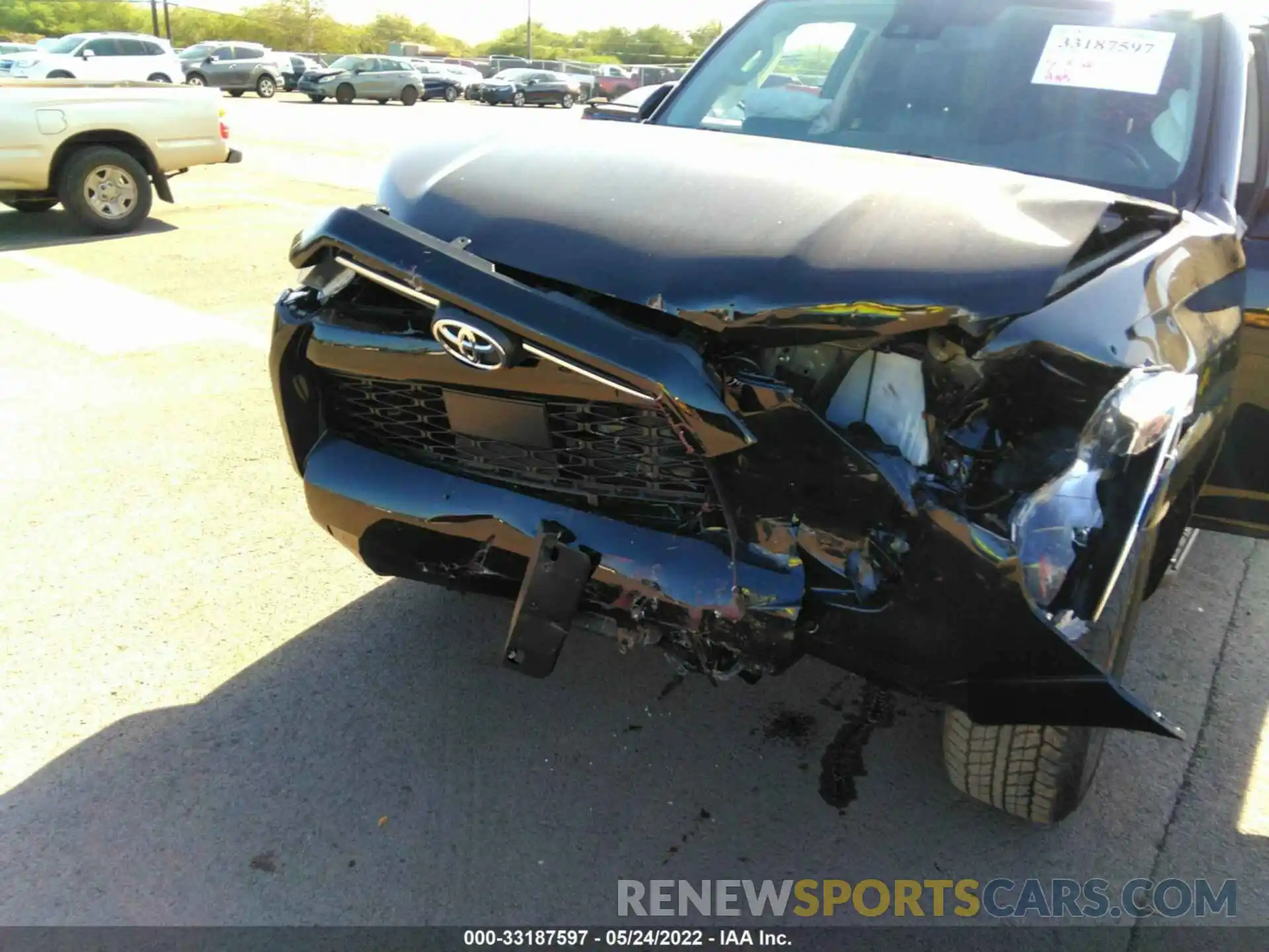 6 Photograph of a damaged car JTEFU5JR1N5266447 TOYOTA 4RUNNER 2022