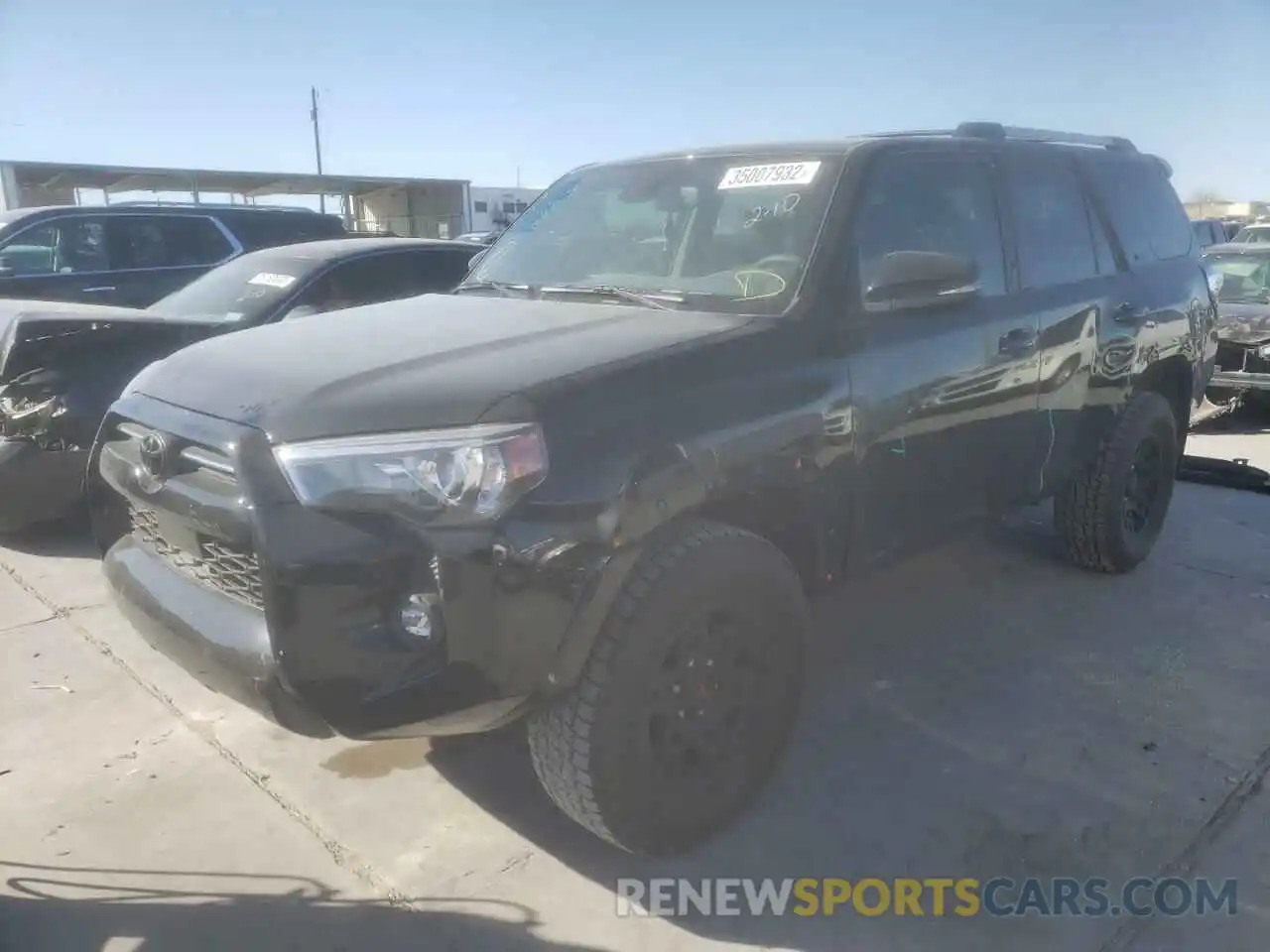 2 Photograph of a damaged car JTEFU5JR2N5253450 TOYOTA 4RUNNER 2022