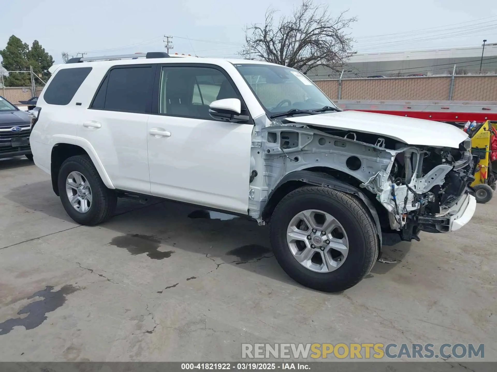 1 Photograph of a damaged car JTEFU5JR2N5263847 TOYOTA 4RUNNER 2022
