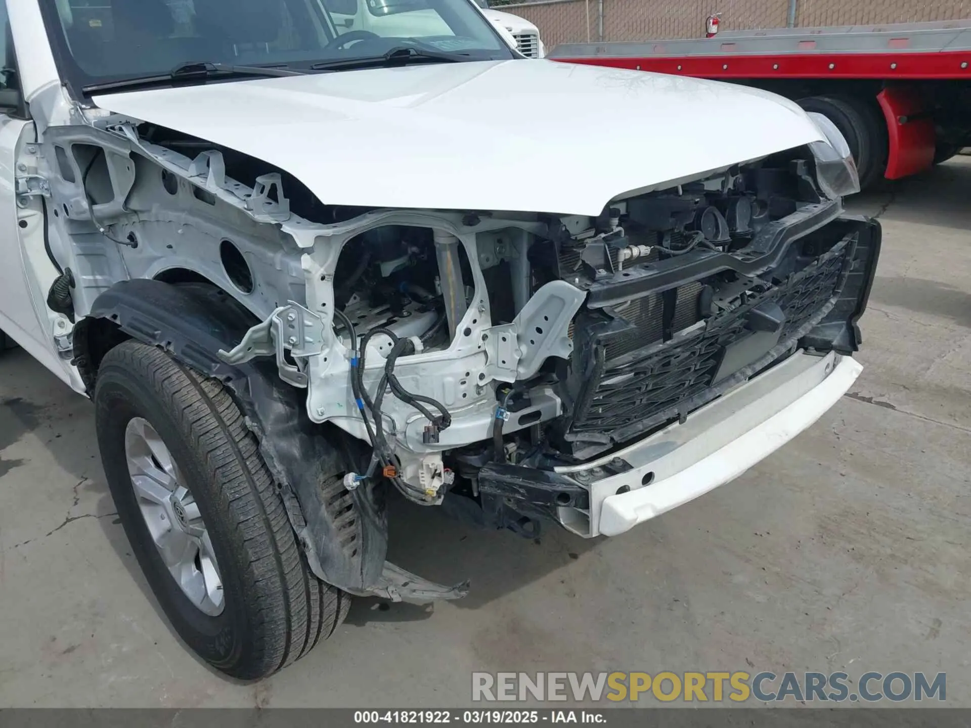 6 Photograph of a damaged car JTEFU5JR2N5263847 TOYOTA 4RUNNER 2022