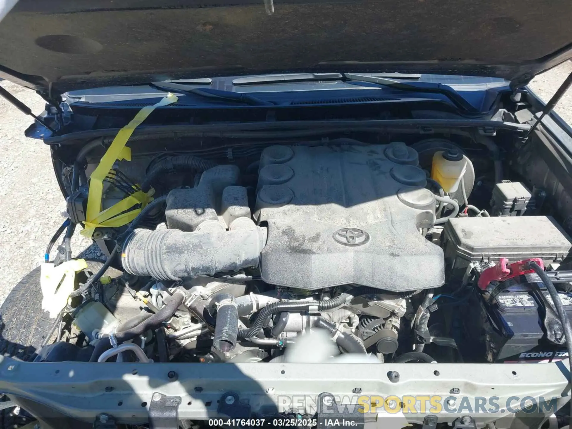 10 Photograph of a damaged car JTEFU5JR4N5270993 TOYOTA 4RUNNER 2022
