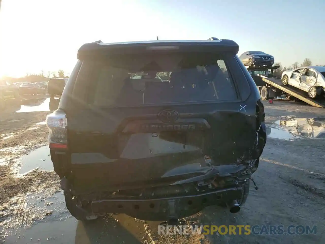 6 Photograph of a damaged car JTEFU5JR5N5269951 TOYOTA 4RUNNER 2022