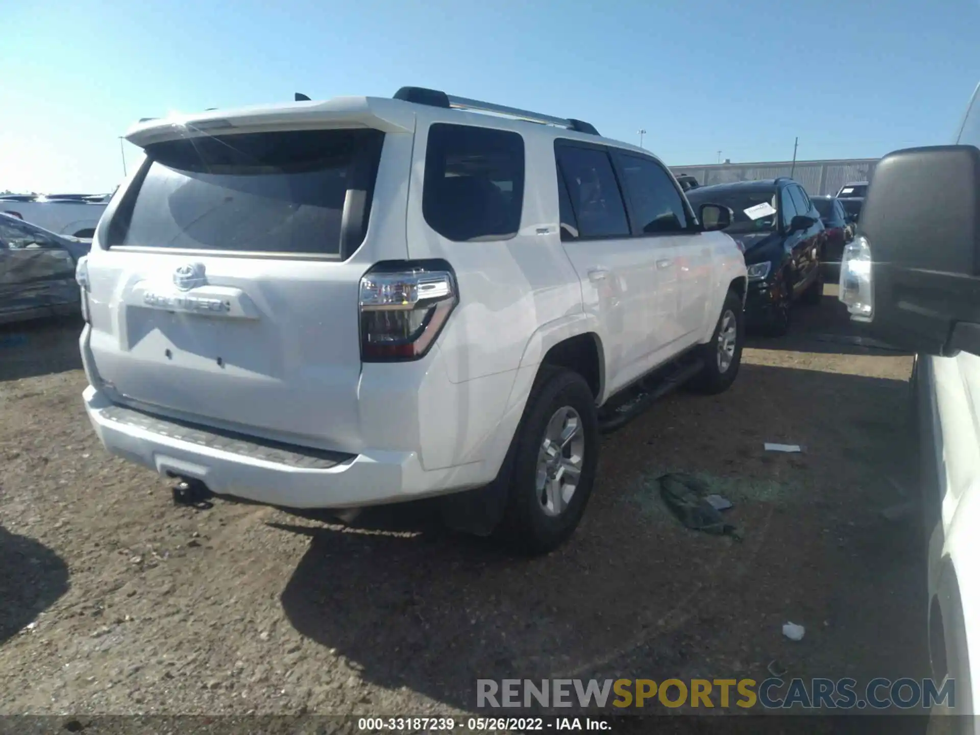 4 Photograph of a damaged car JTEFU5JR8N5262959 TOYOTA 4RUNNER 2022