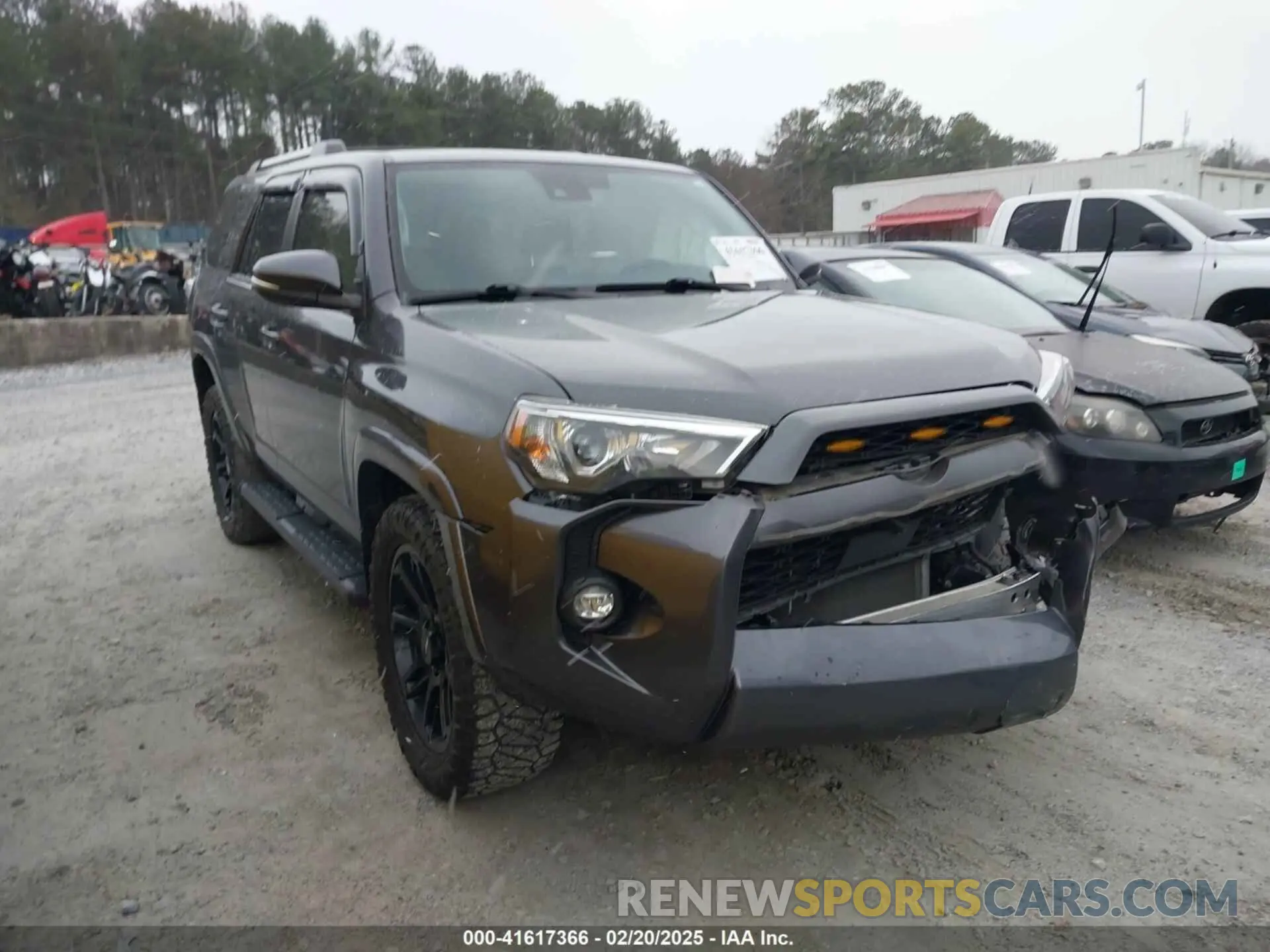 1 Photograph of a damaged car JTEFU5JRXN5276202 TOYOTA 4RUNNER 2022
