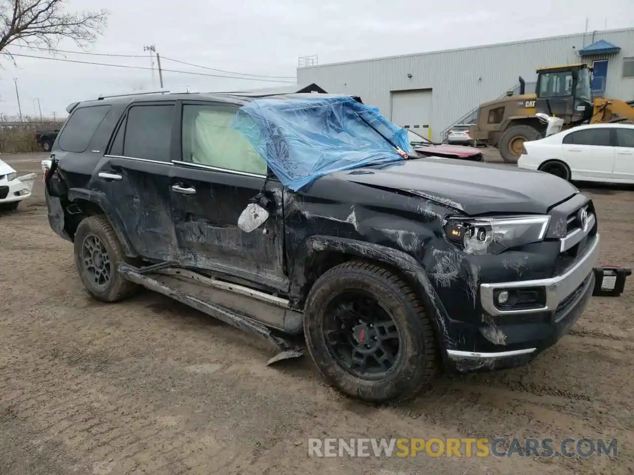 4 Photograph of a damaged car JTEKU5JR0N5988930 TOYOTA 4RUNNER 2022